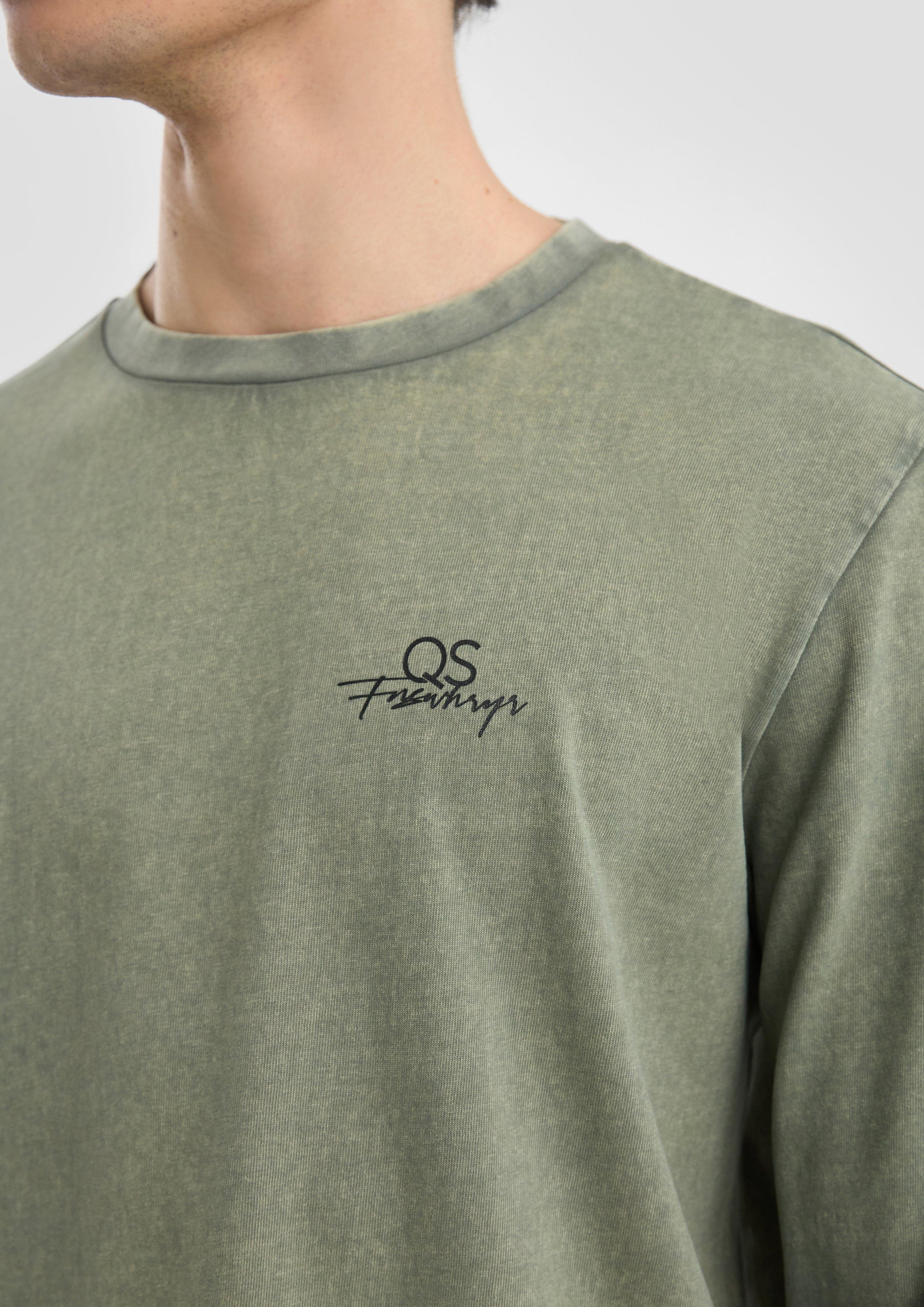 T-shirt in 7928 & 9999