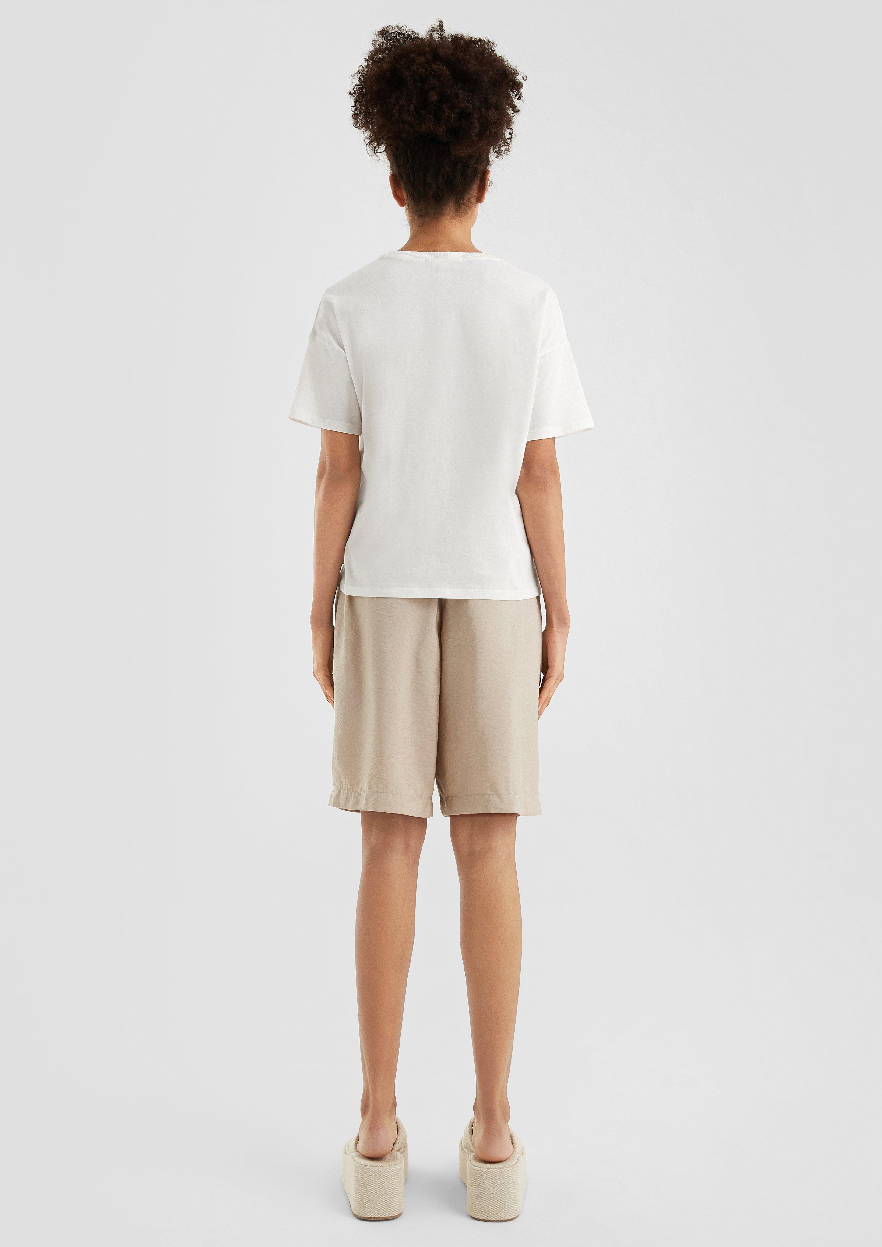 T-Shirt in 02D0, 81D2, 99D1 & 44D1