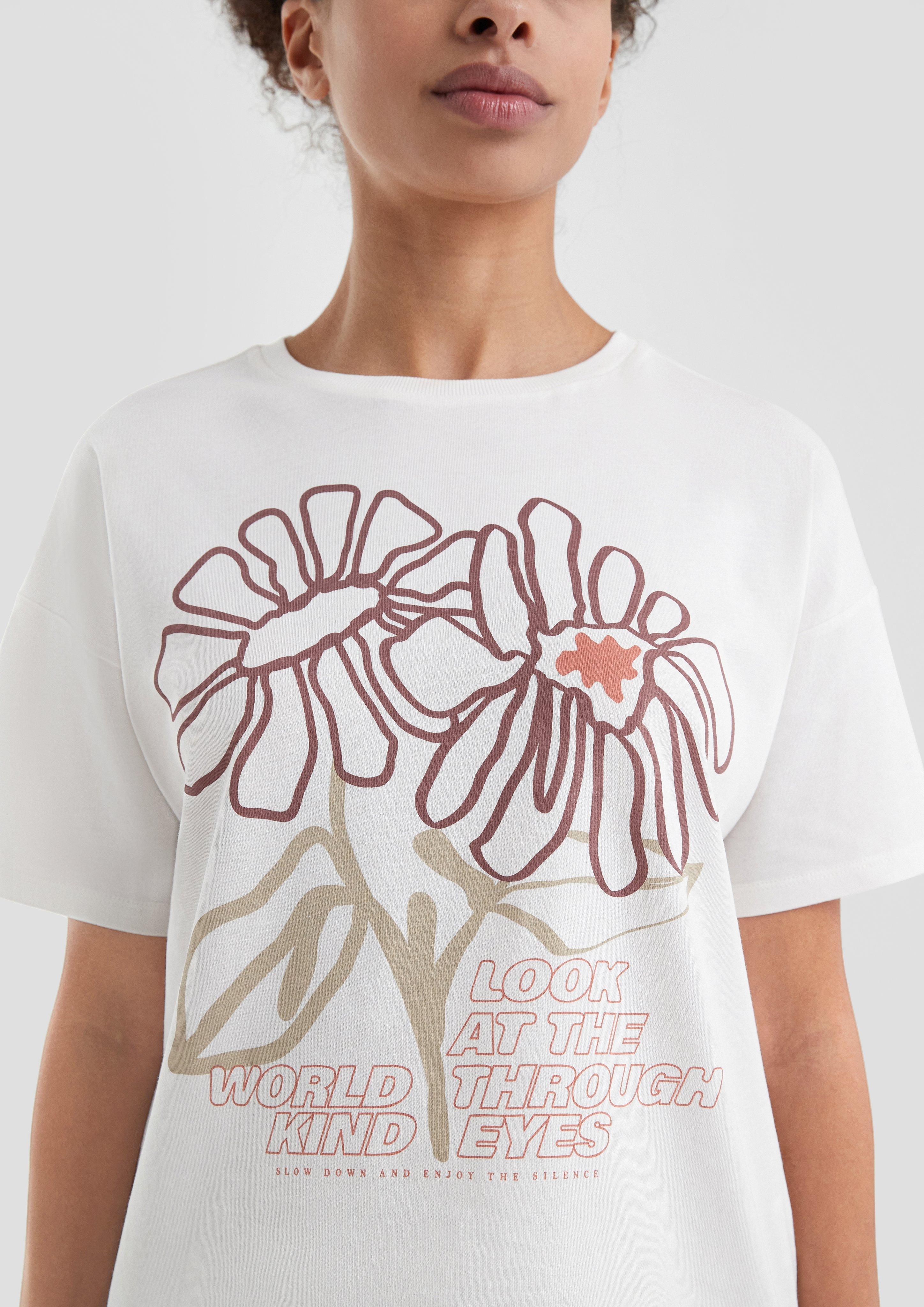 T-Shirt in 02D0, 81D2, 99D1 & 44D1