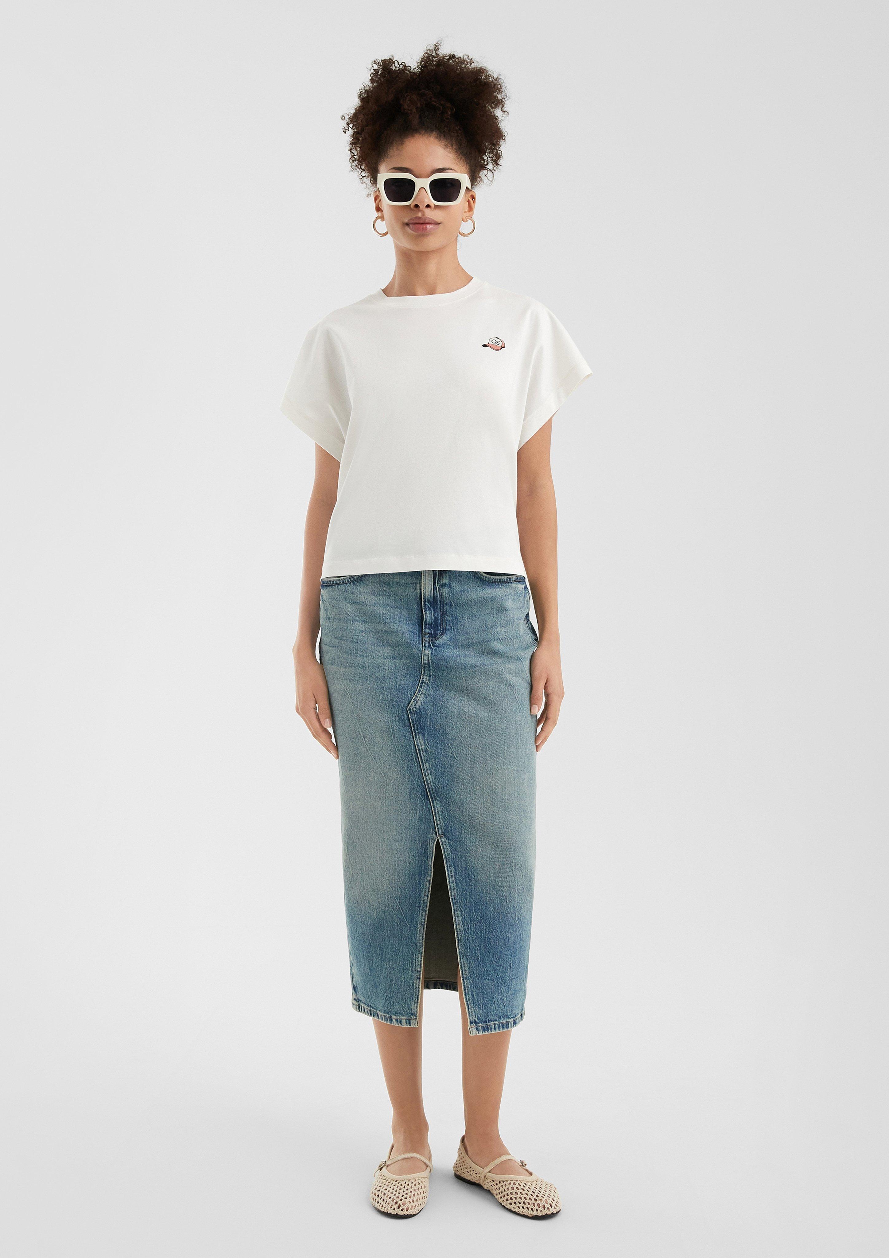 T-Shirt in 0200, 9999 & 4438