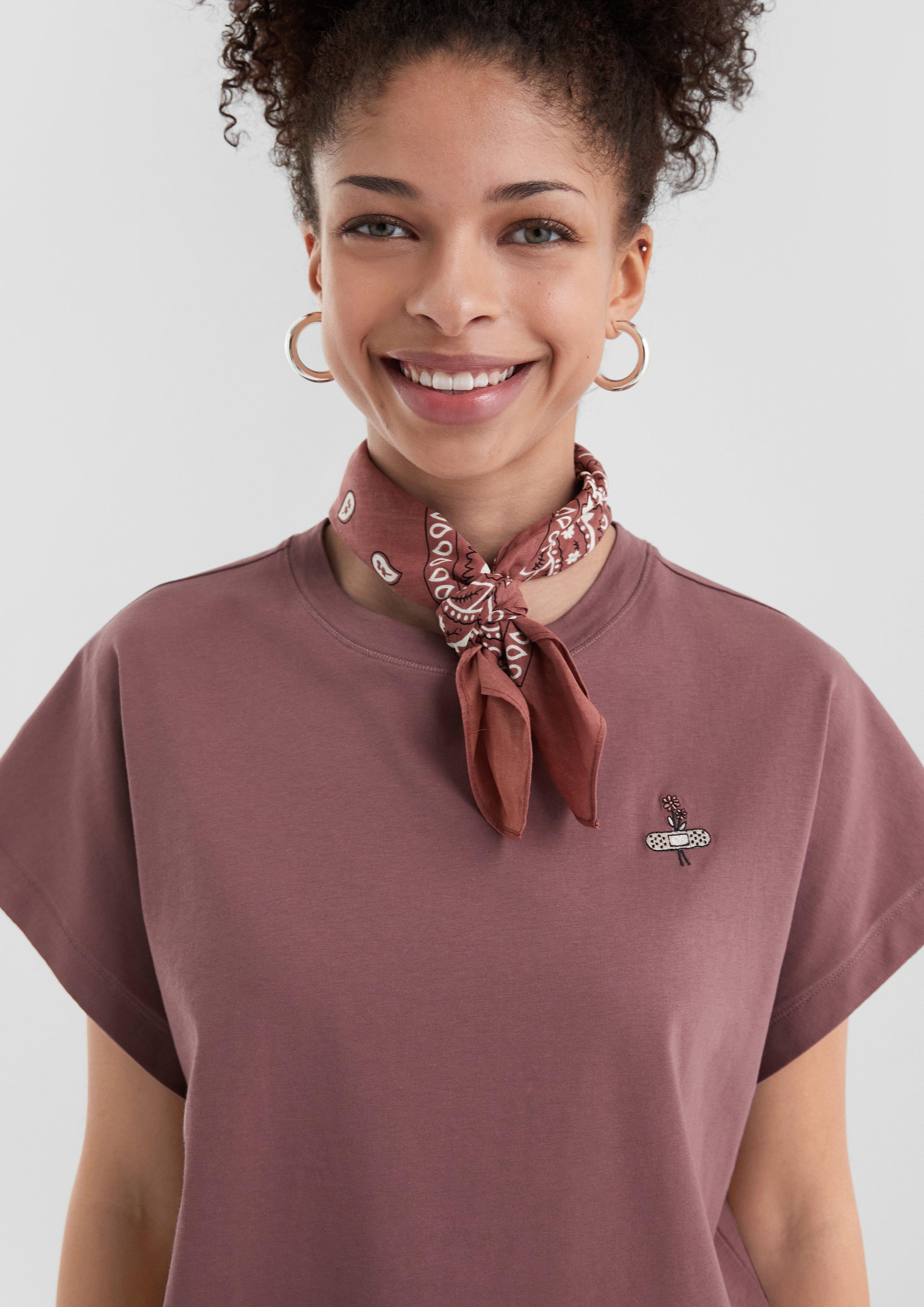 T-Shirt in 4438, 0200 & 9999