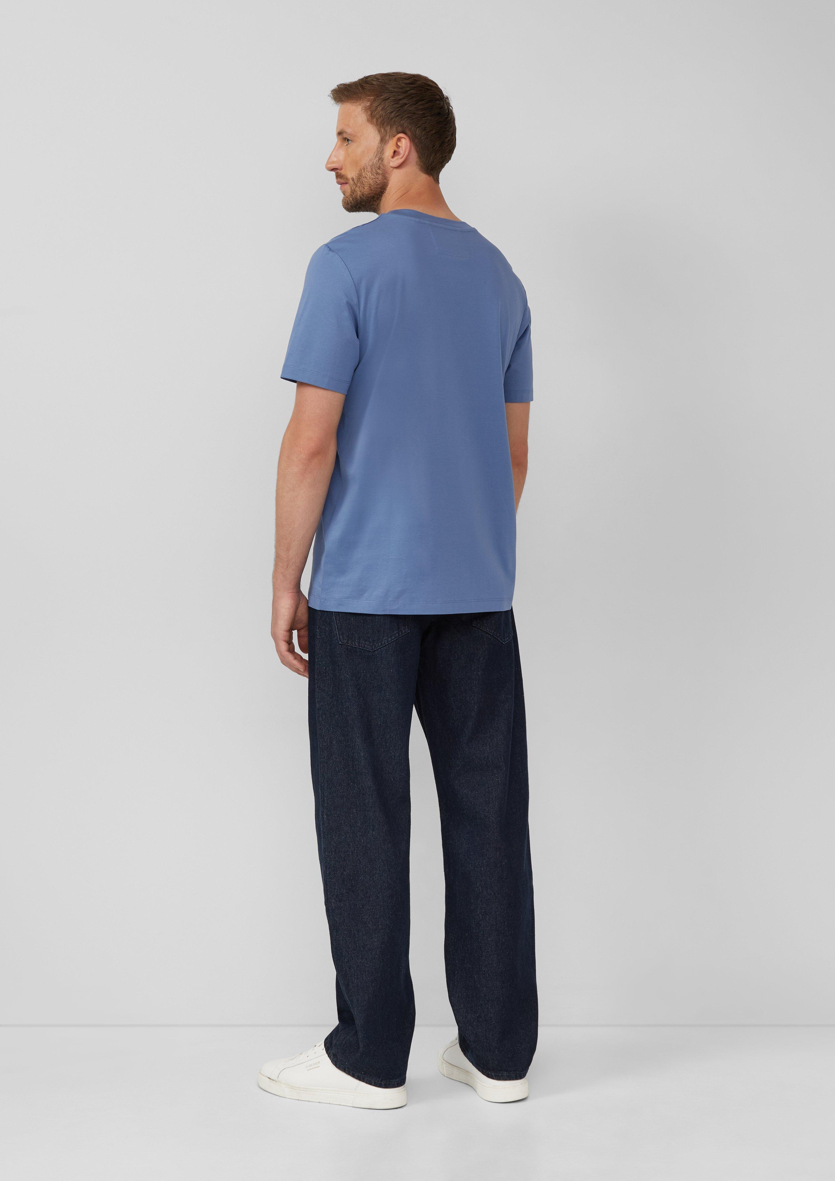 T-Shirt in 5311, 0120 & 5920