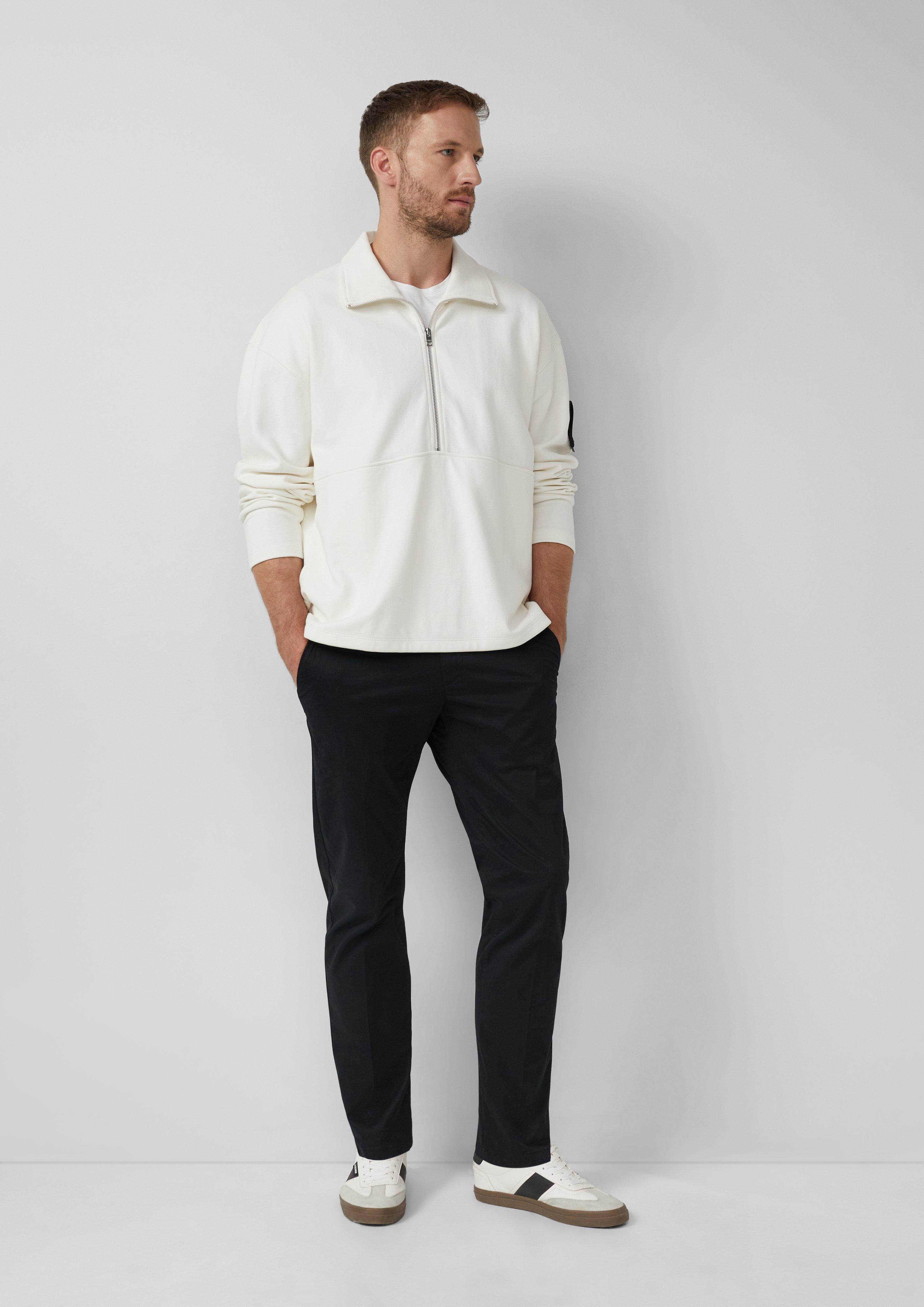 Sweatshirt in 0120 & 8947