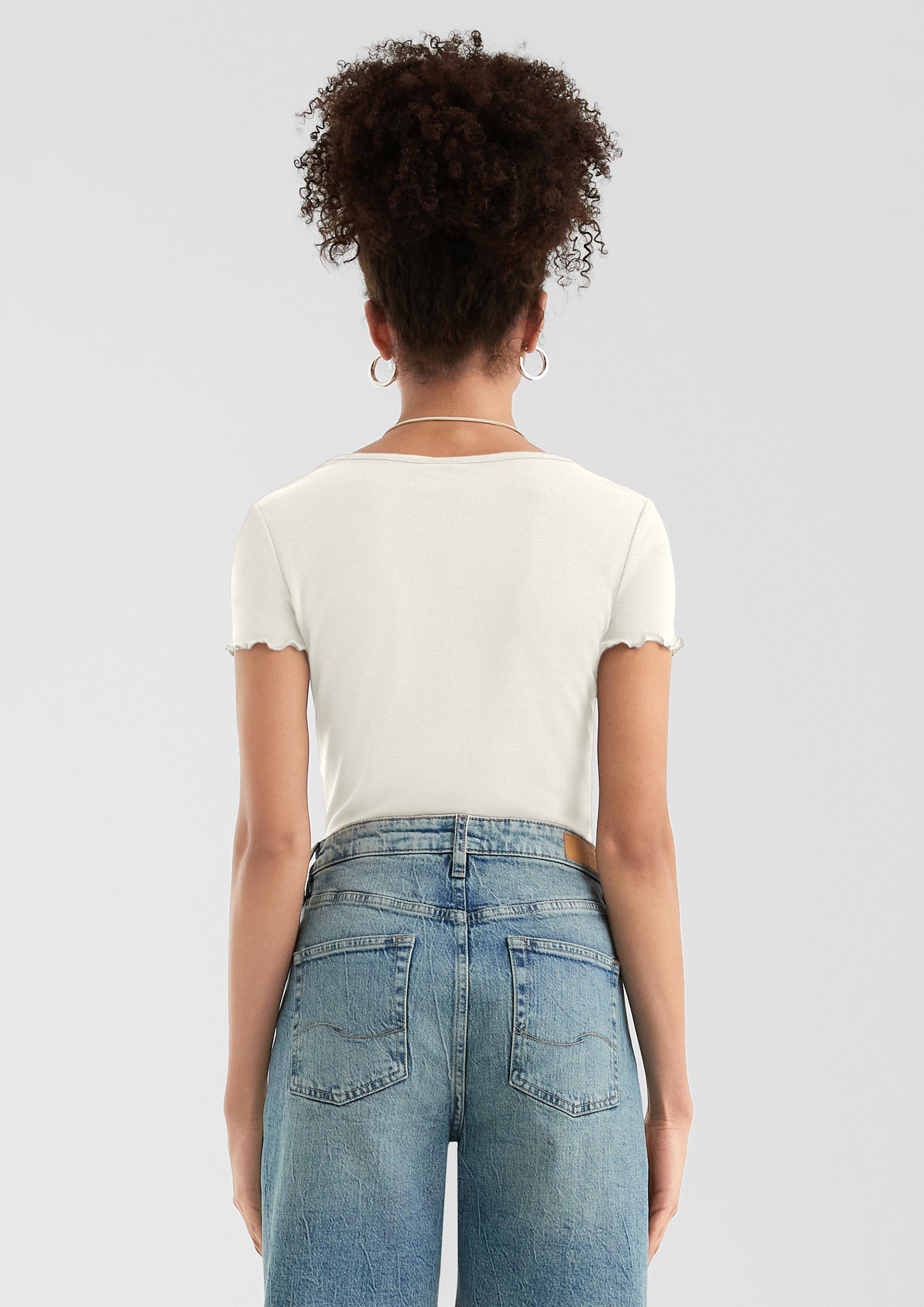 T-Shirt in 0200, 9999 & 4438