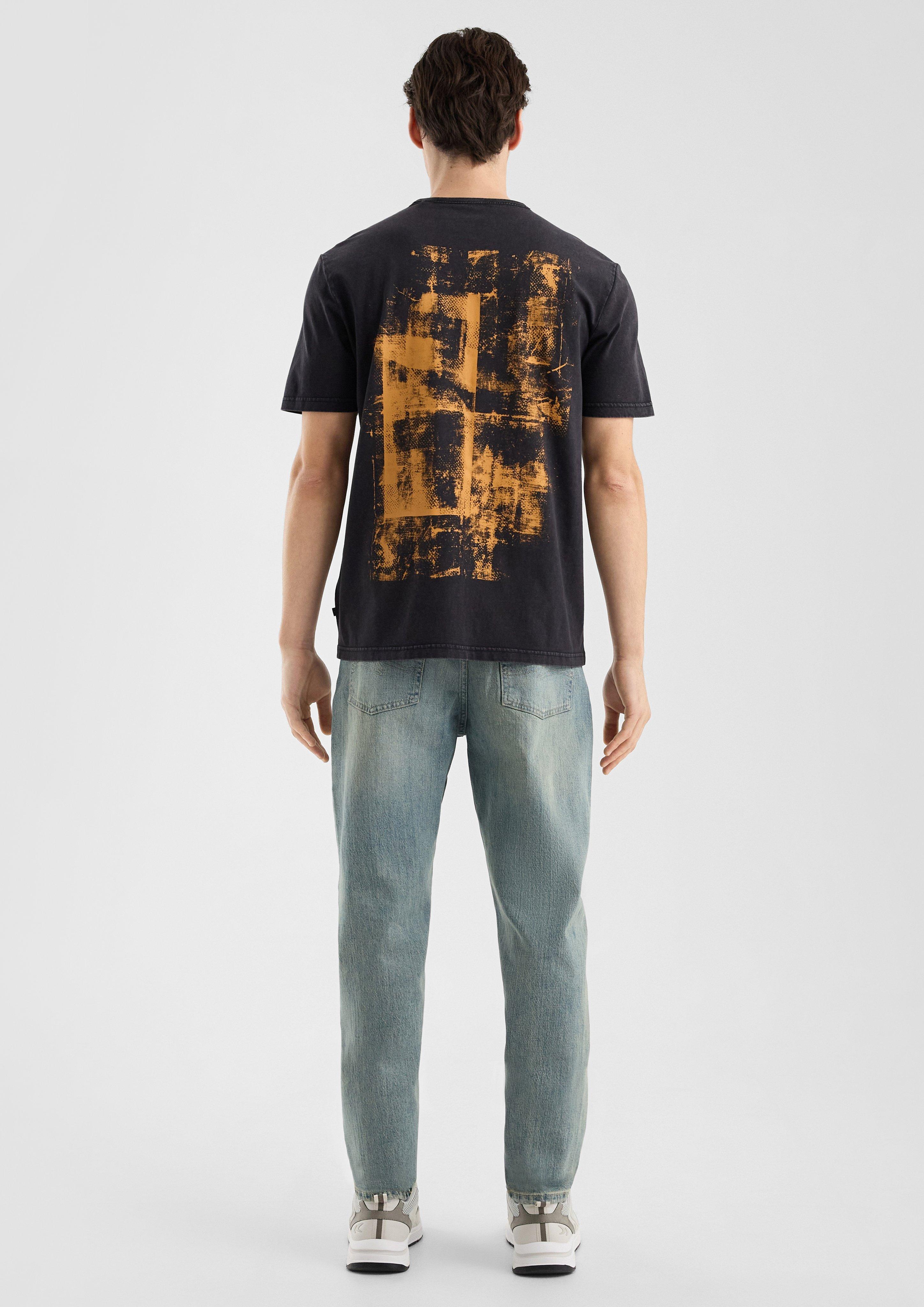 T-Shirt in 99D0 & 55D0