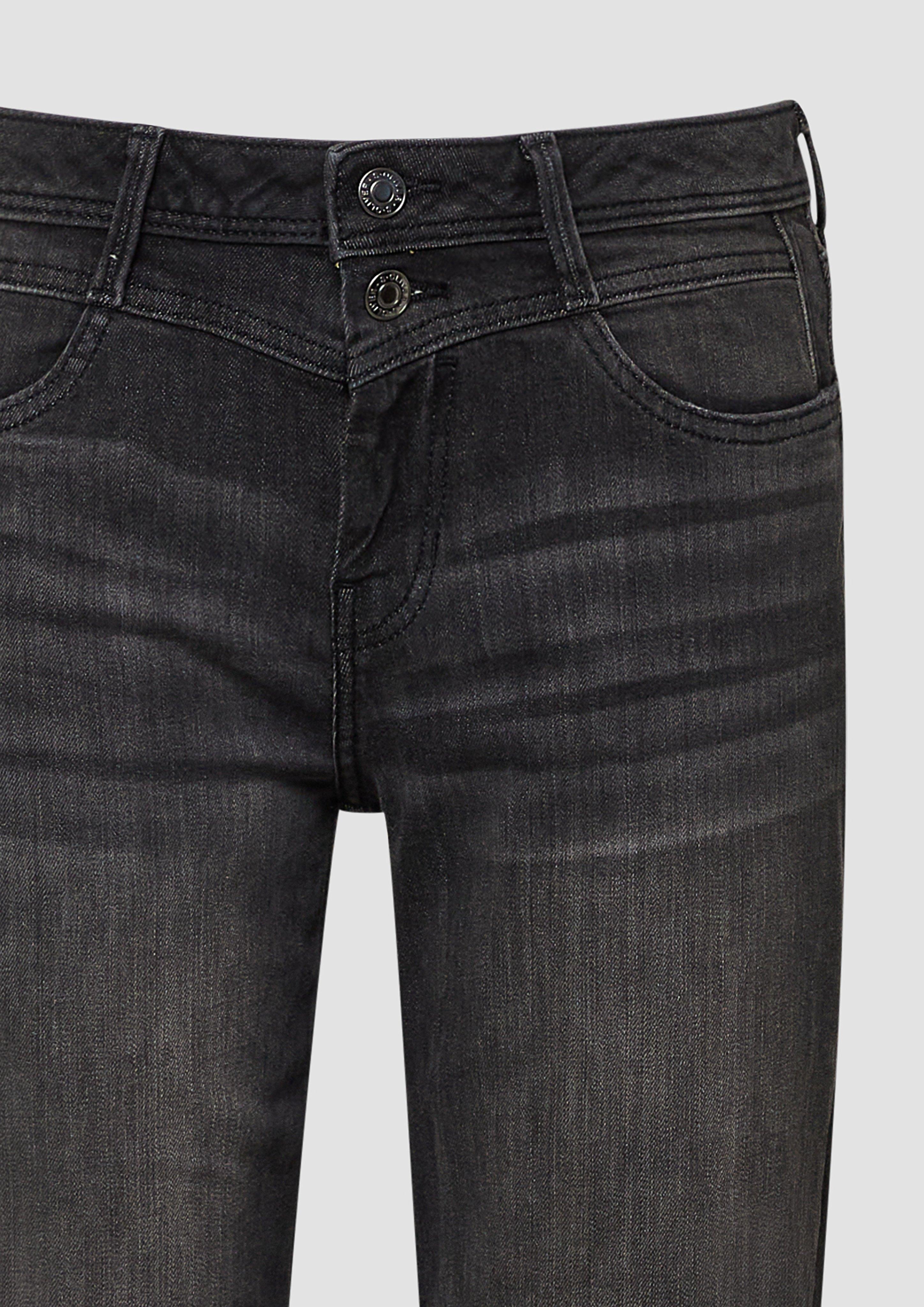 Jeans in 99Z2, 53Z2 & 57Z2