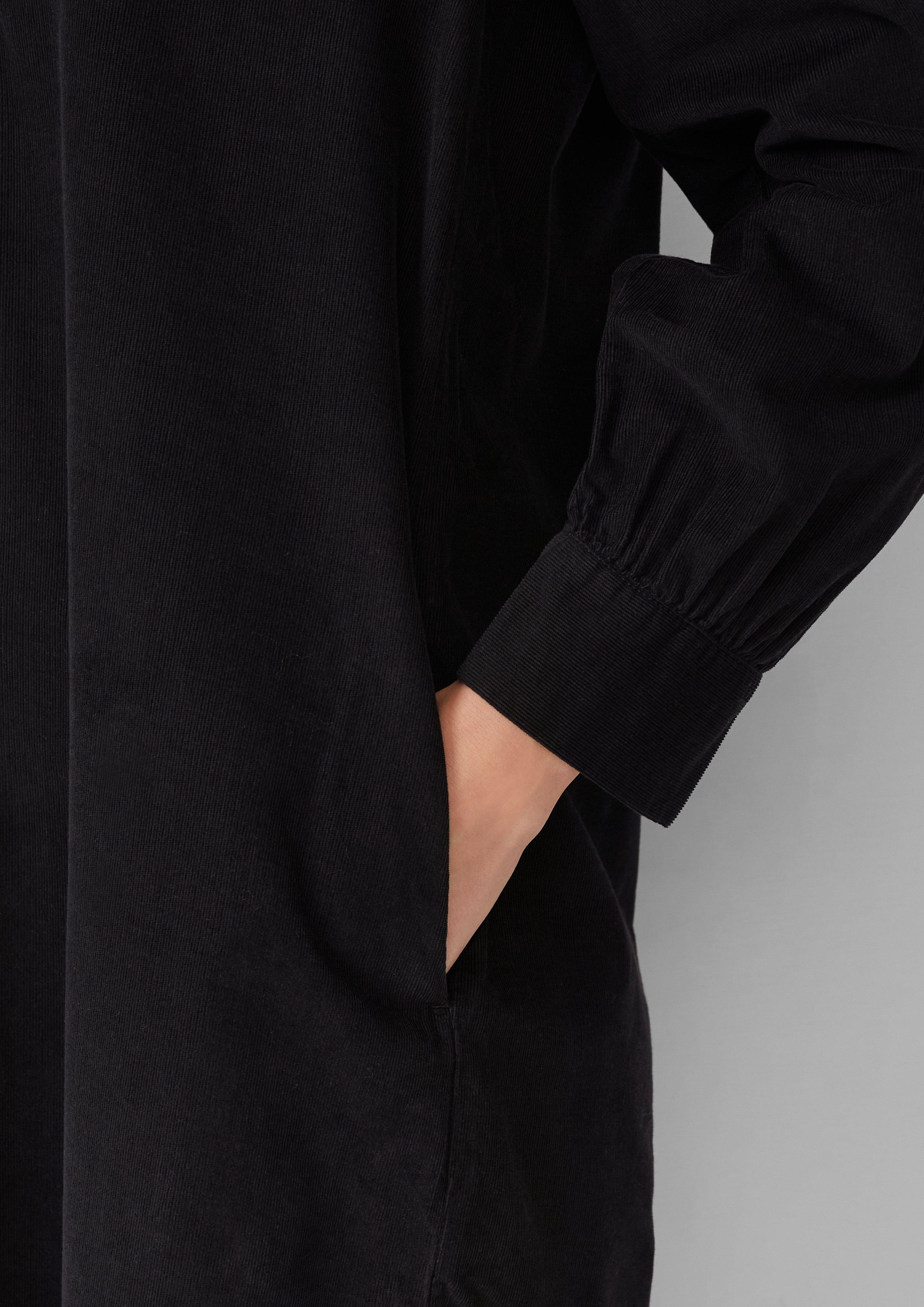 Robe in 9999, 8945 & 3902