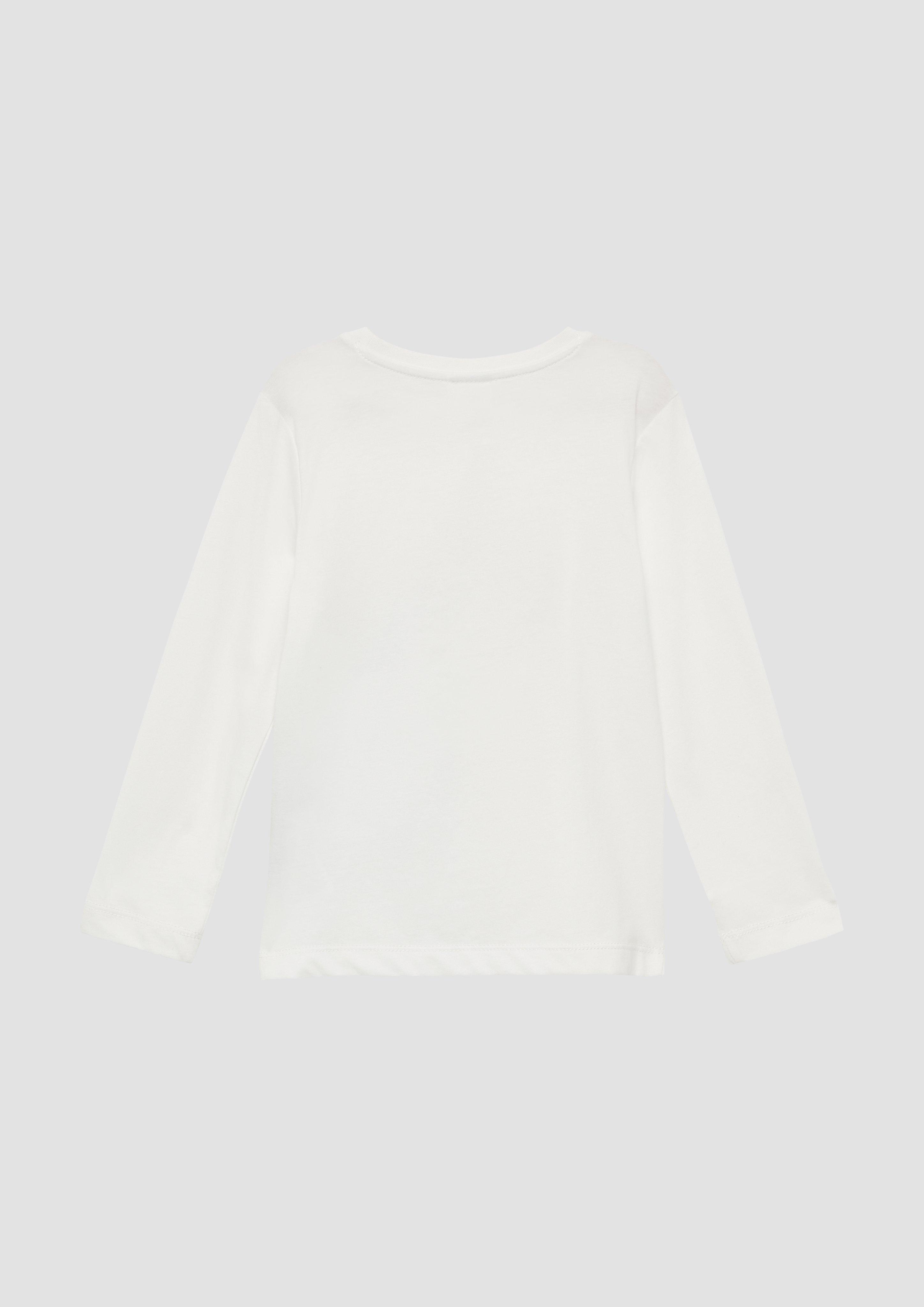 T-shirt in 0210, 5952 & 3900