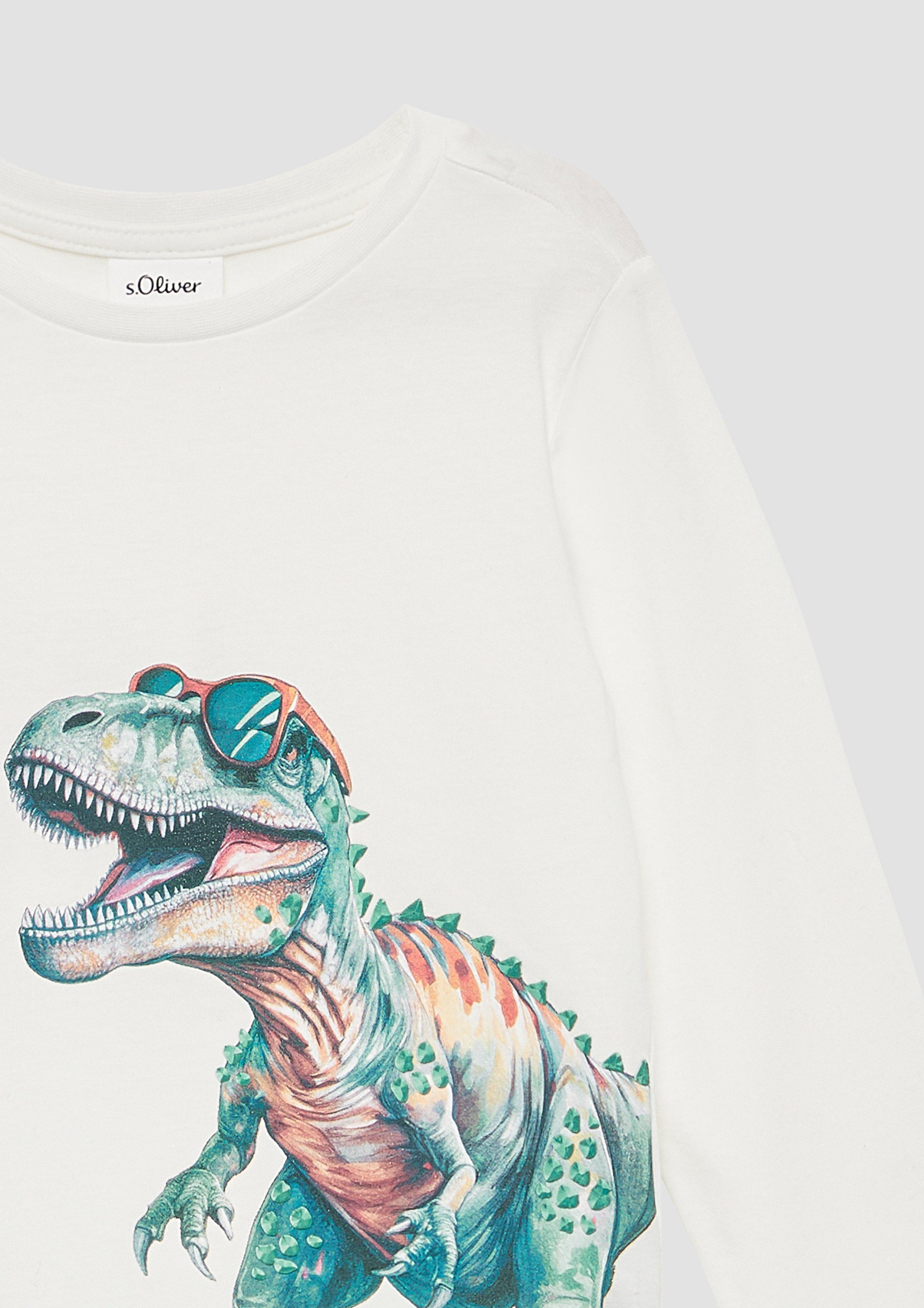 T-shirt in 0210, 5952 & 3900