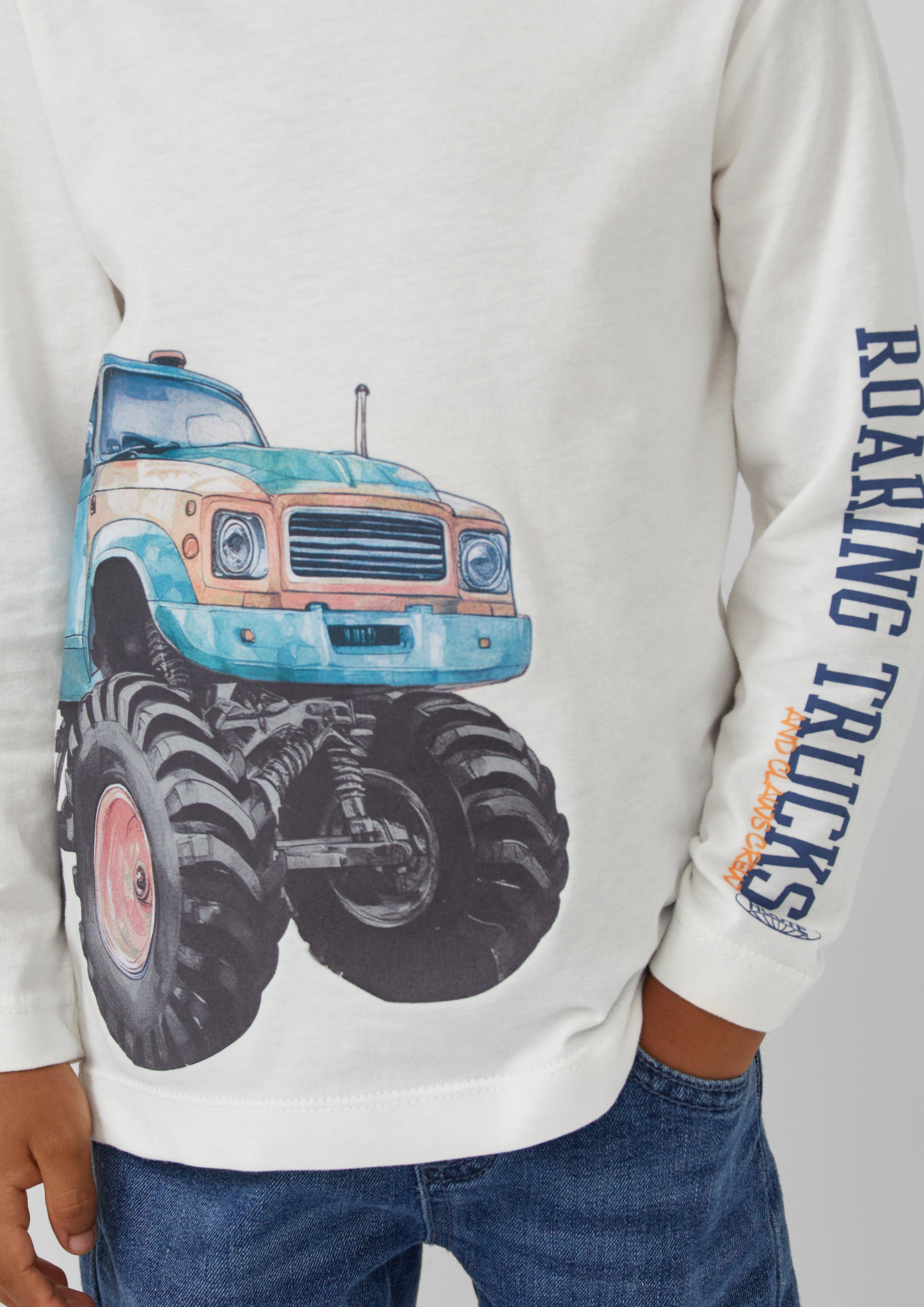 T-shirt in 0210, 3900, 5742 & 8917