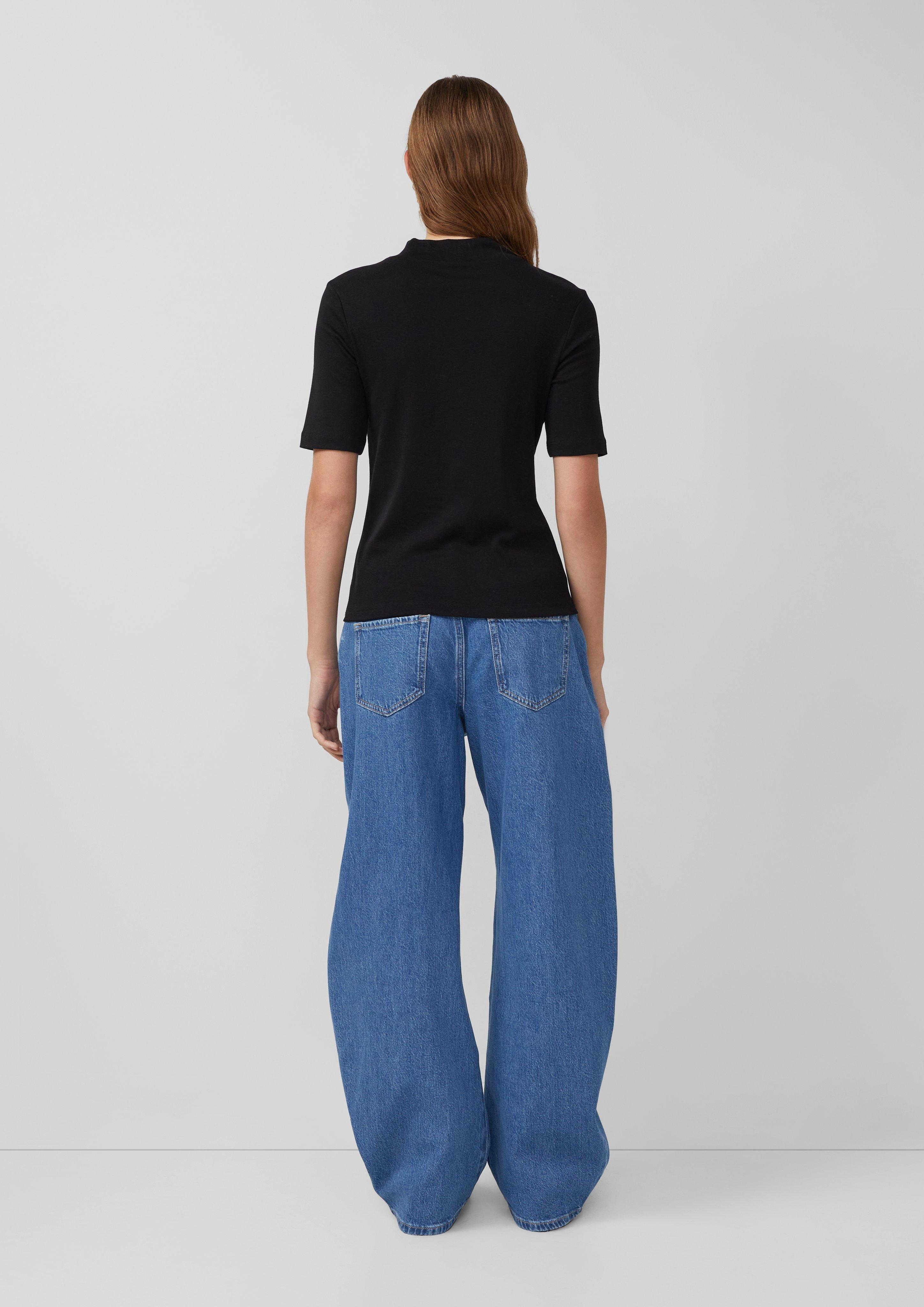 T-shirt in 9999, 3902, 0210 & 6933