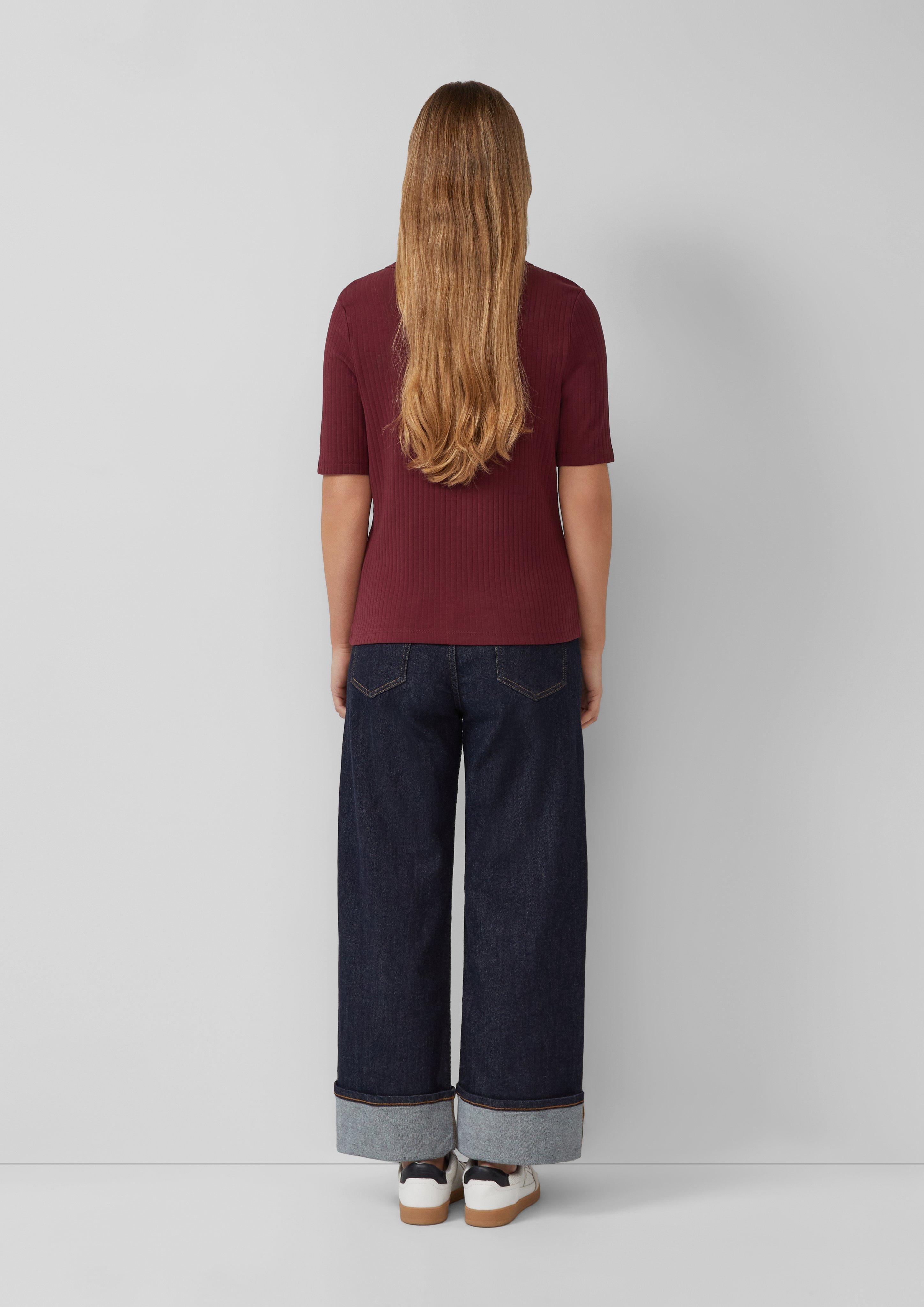 T-Shirt in 3902, 6933, 9999 & 0210