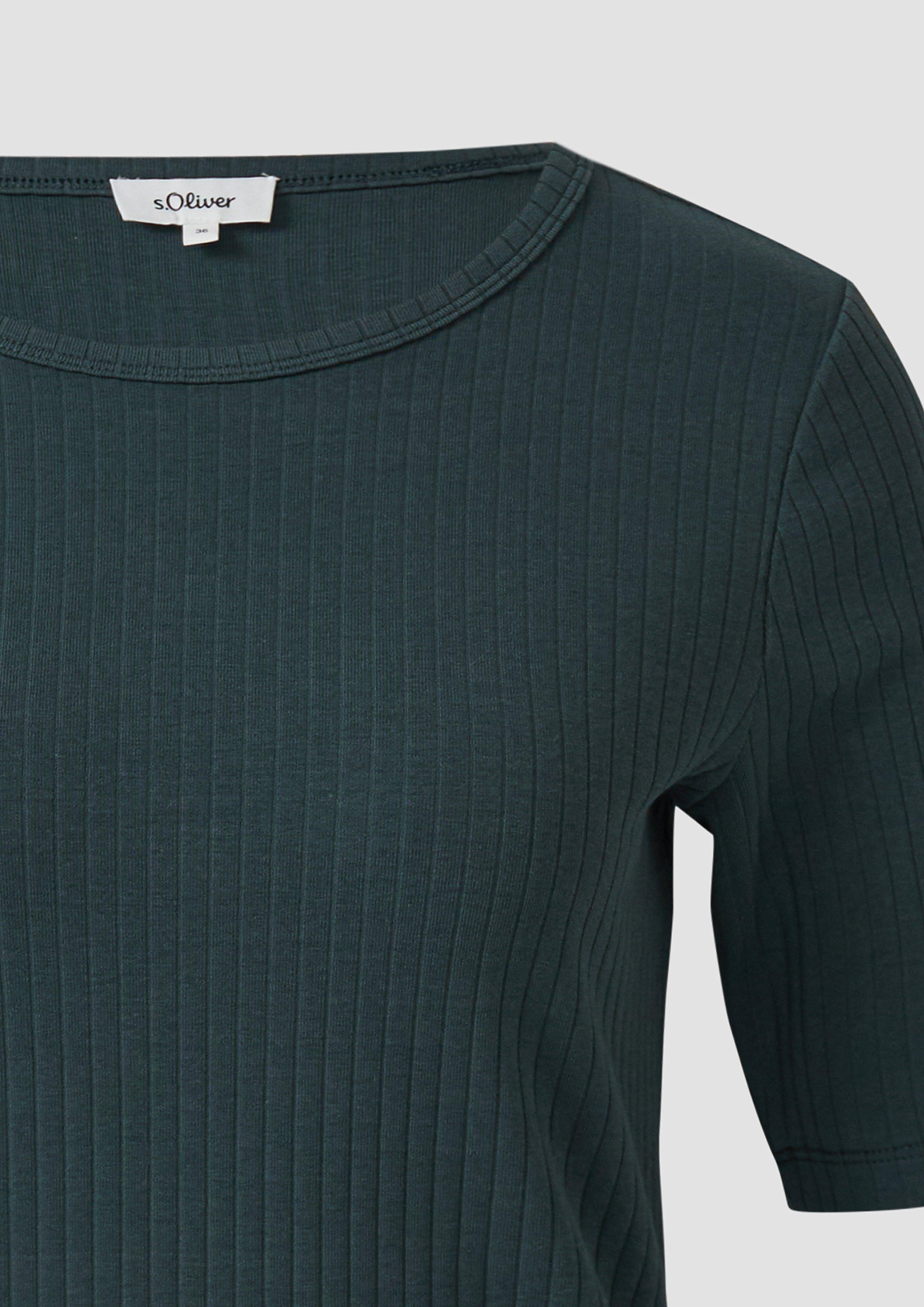 T-shirt in 6933, 9999, 0210 & 3902