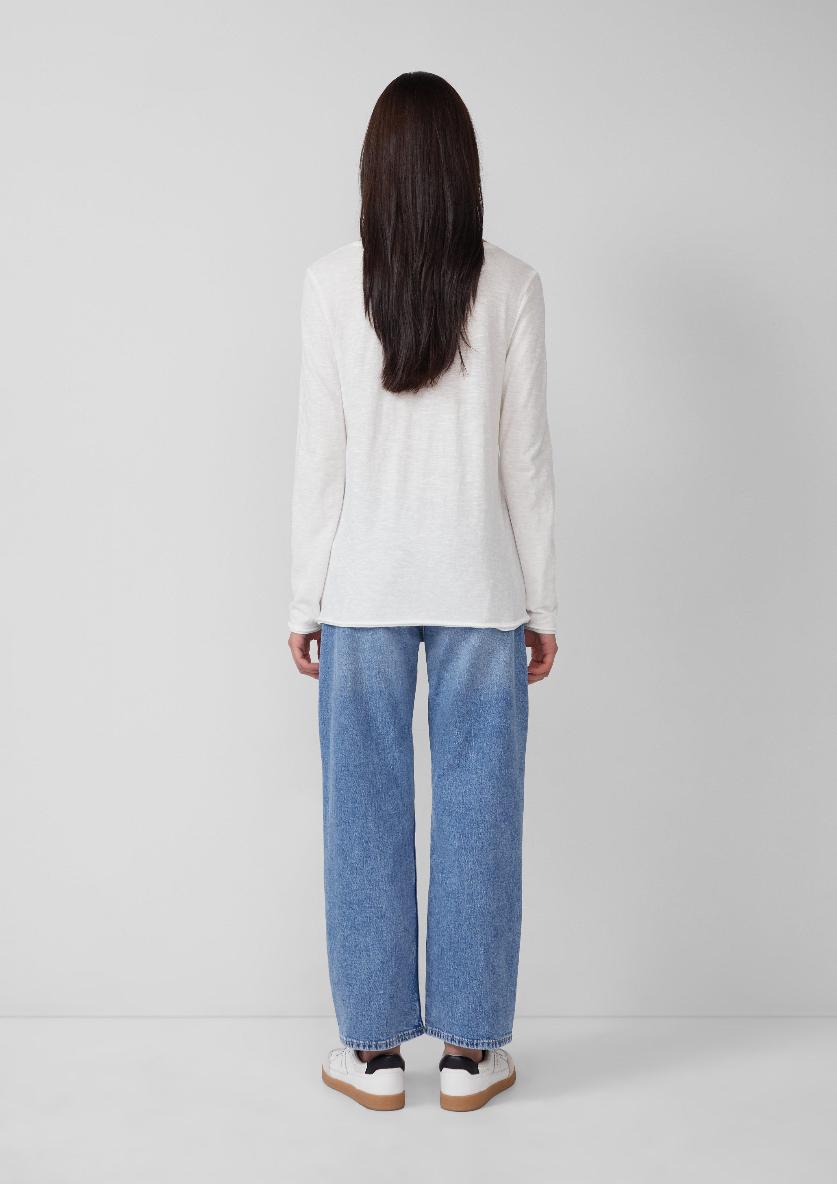 T-shirt in 0210, 5959, 6933, 5527 & 3902