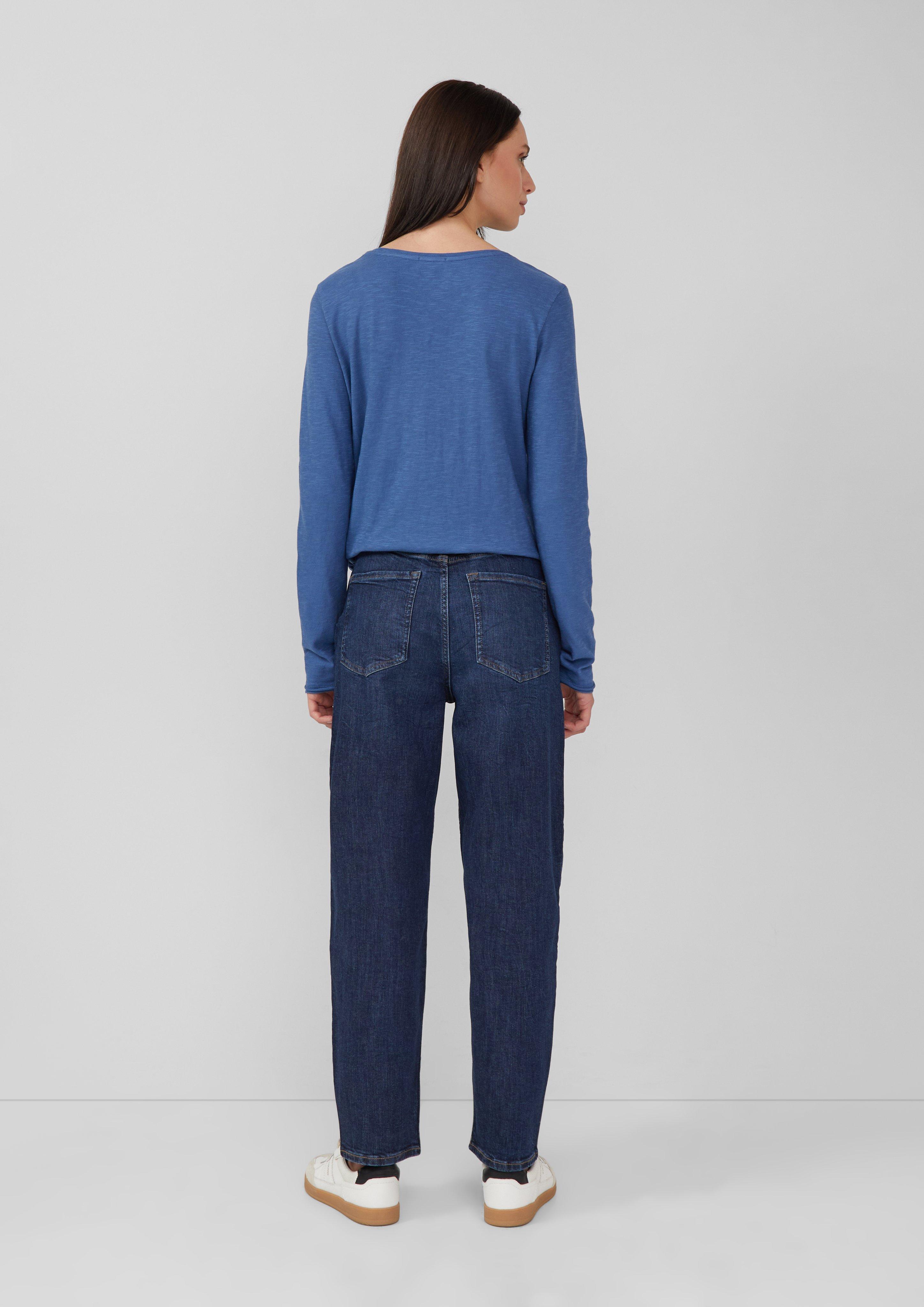 T-shirt in 5527, 5959, 0210, 6933 & 3902