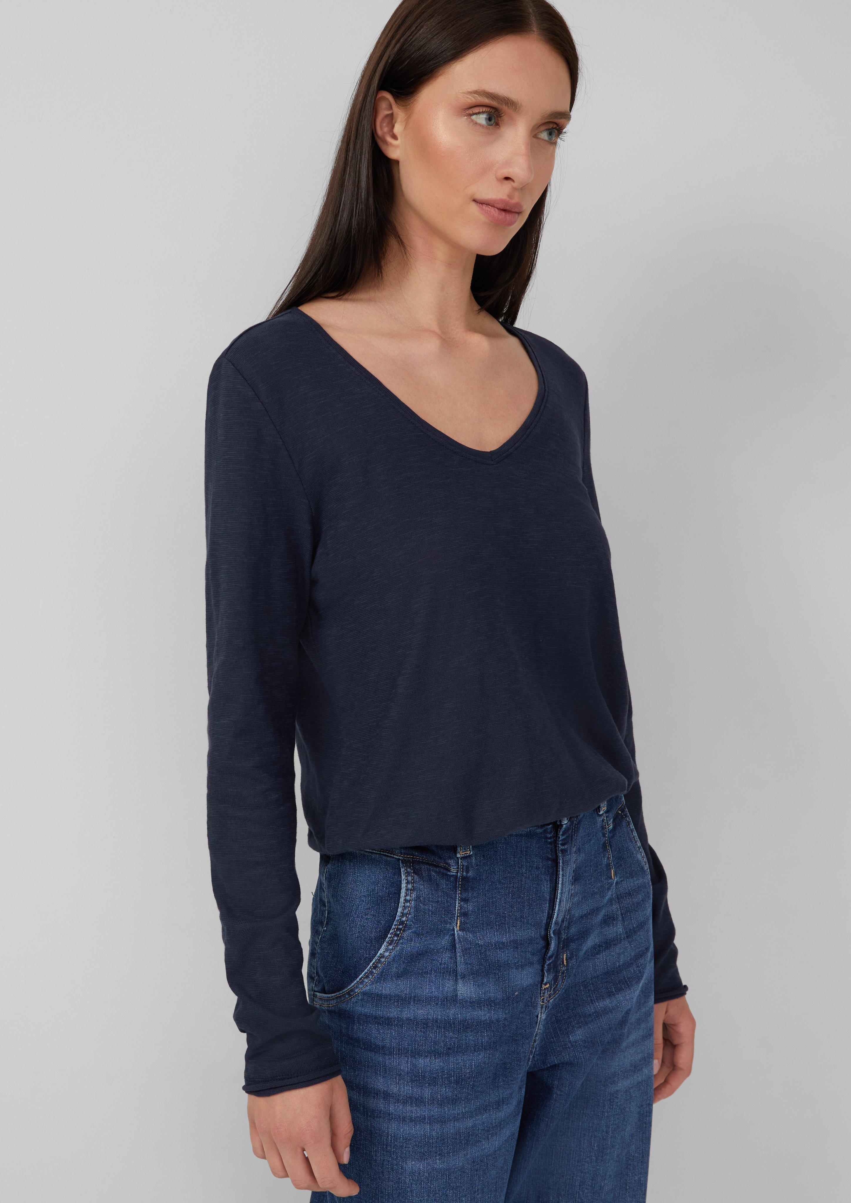 T-shirt in 5959, 0210, 6933, 5527 & 3902