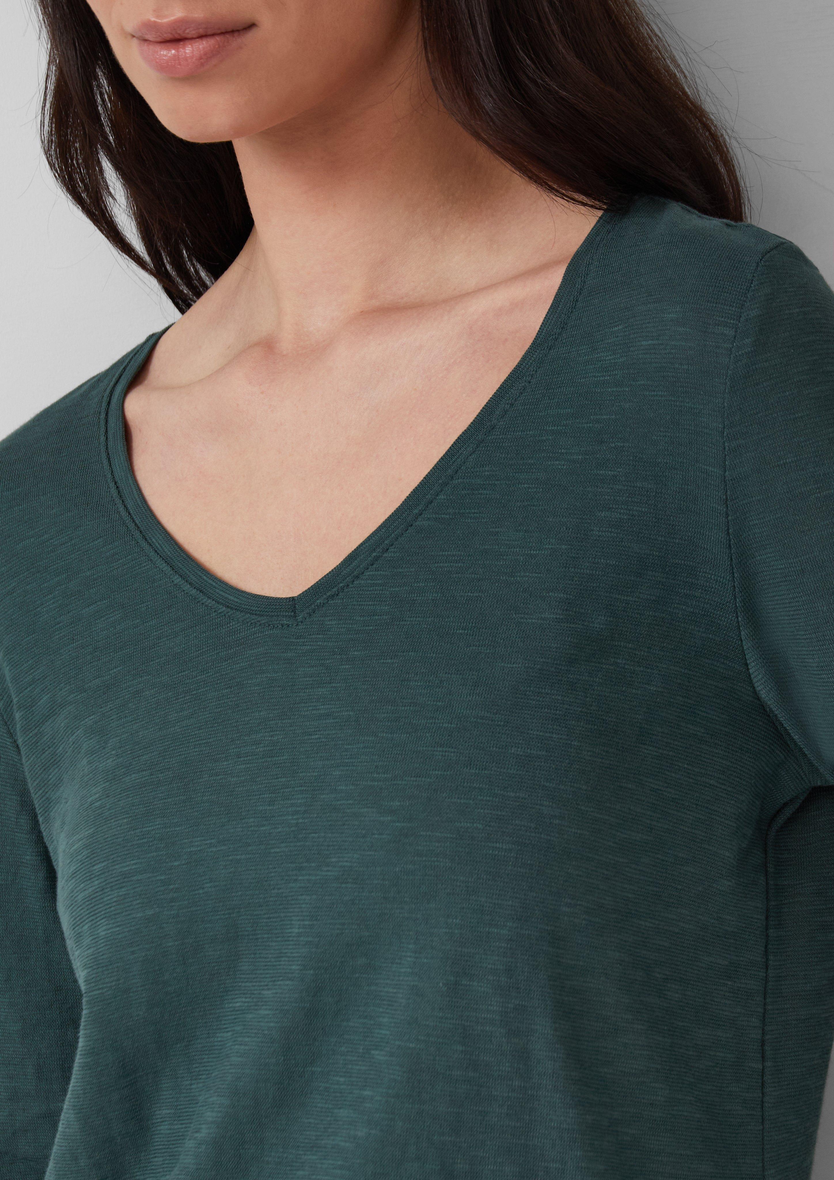 T-shirt in 6933, 5959, 0210, 5527 & 3902