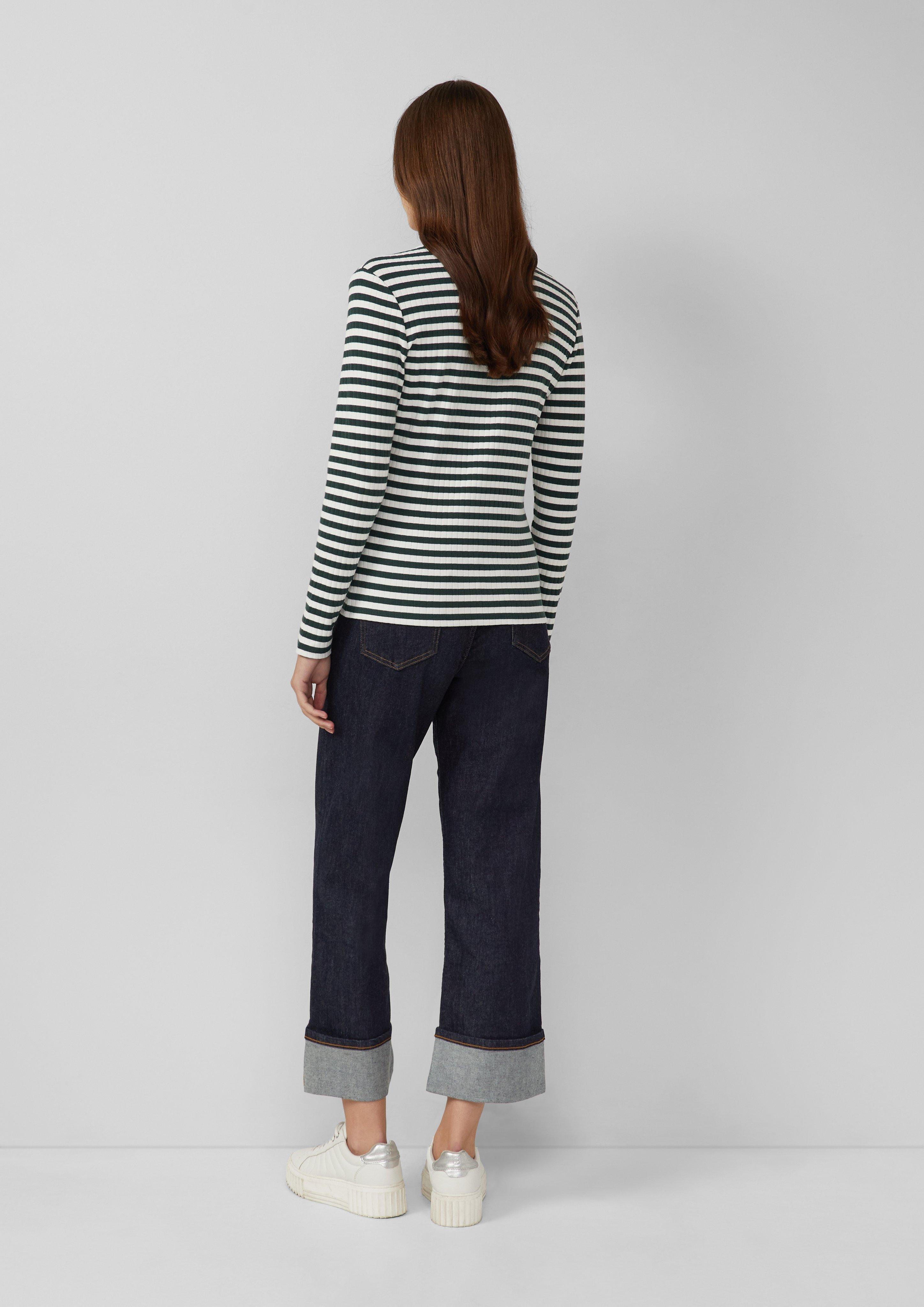 T-Shirt in 69G2, 39G2, 0210, 5959, 3902 & 6933