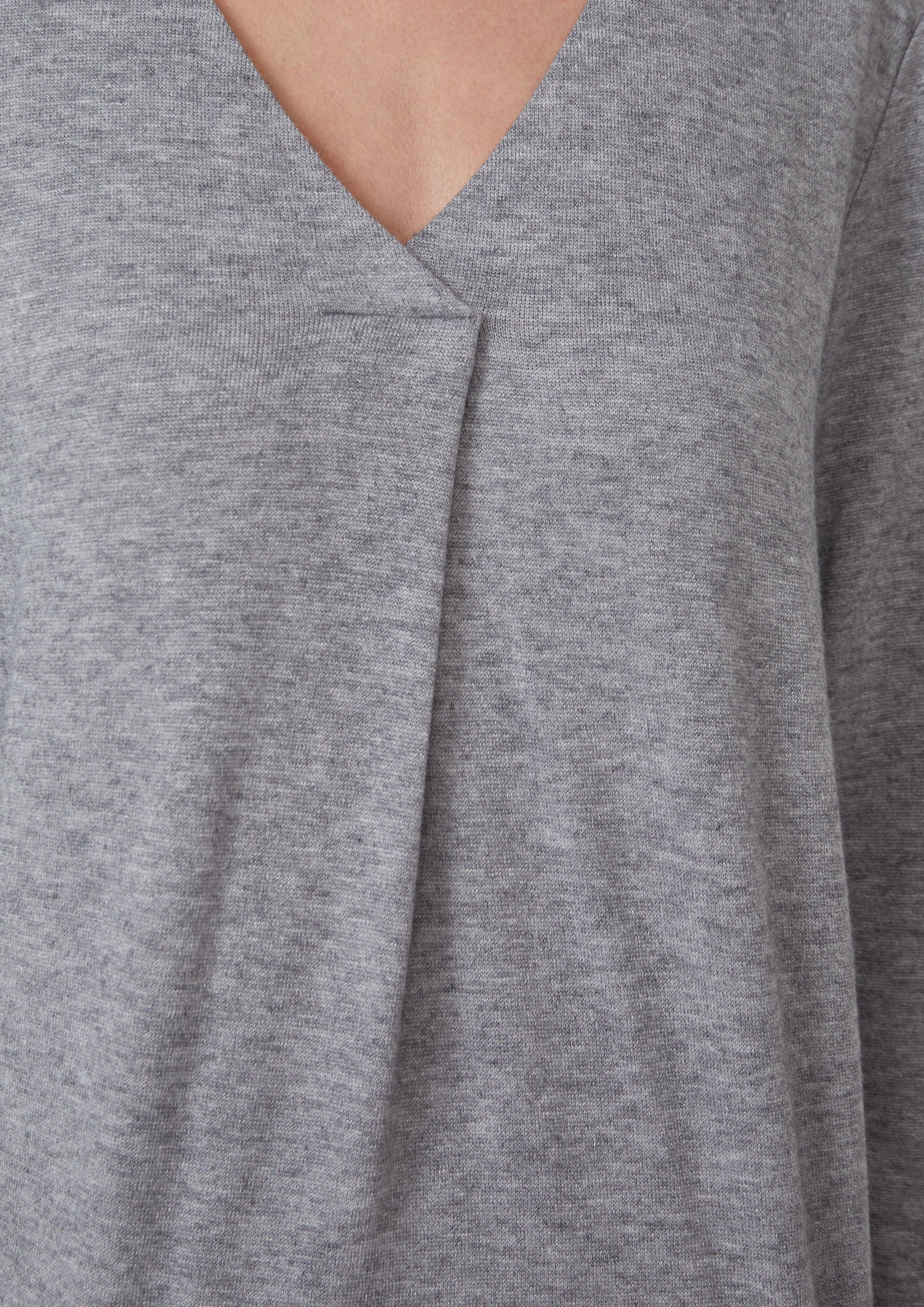 T-shirt in 97W2, 83W3, 69W8 & 39W8