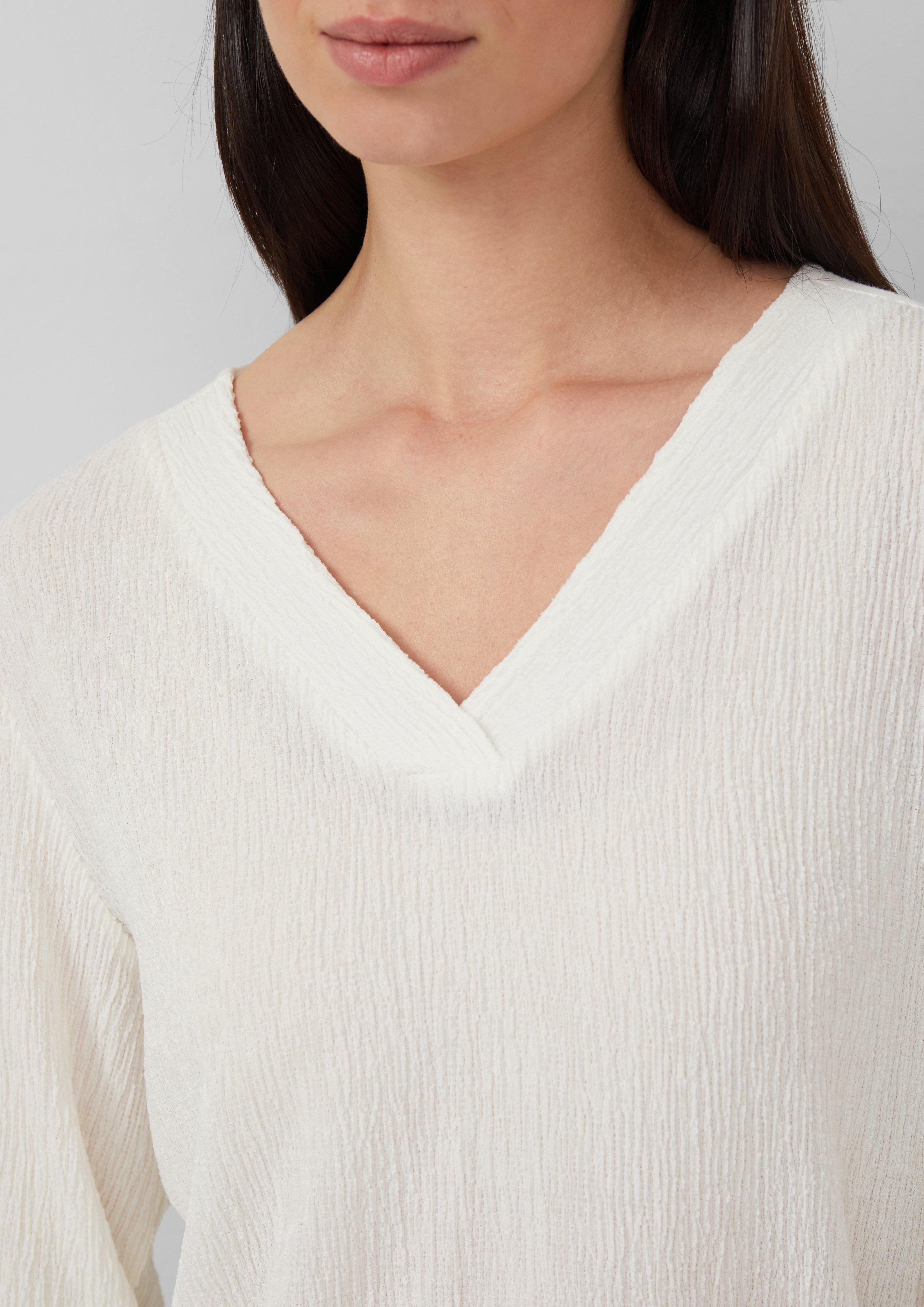 T-Shirt in 0210, 6933 & 5527