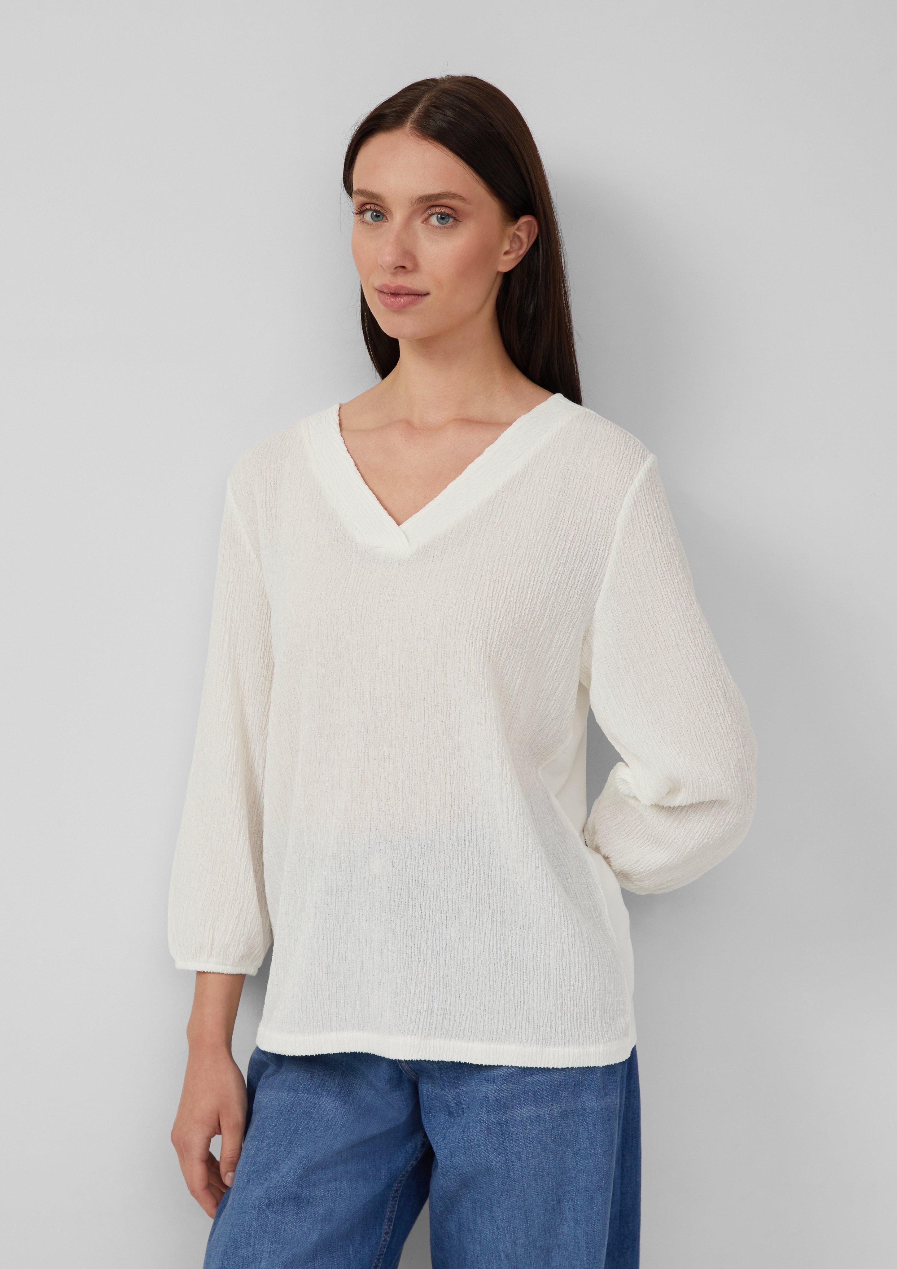 T-Shirt in 0210, 6933 & 5527