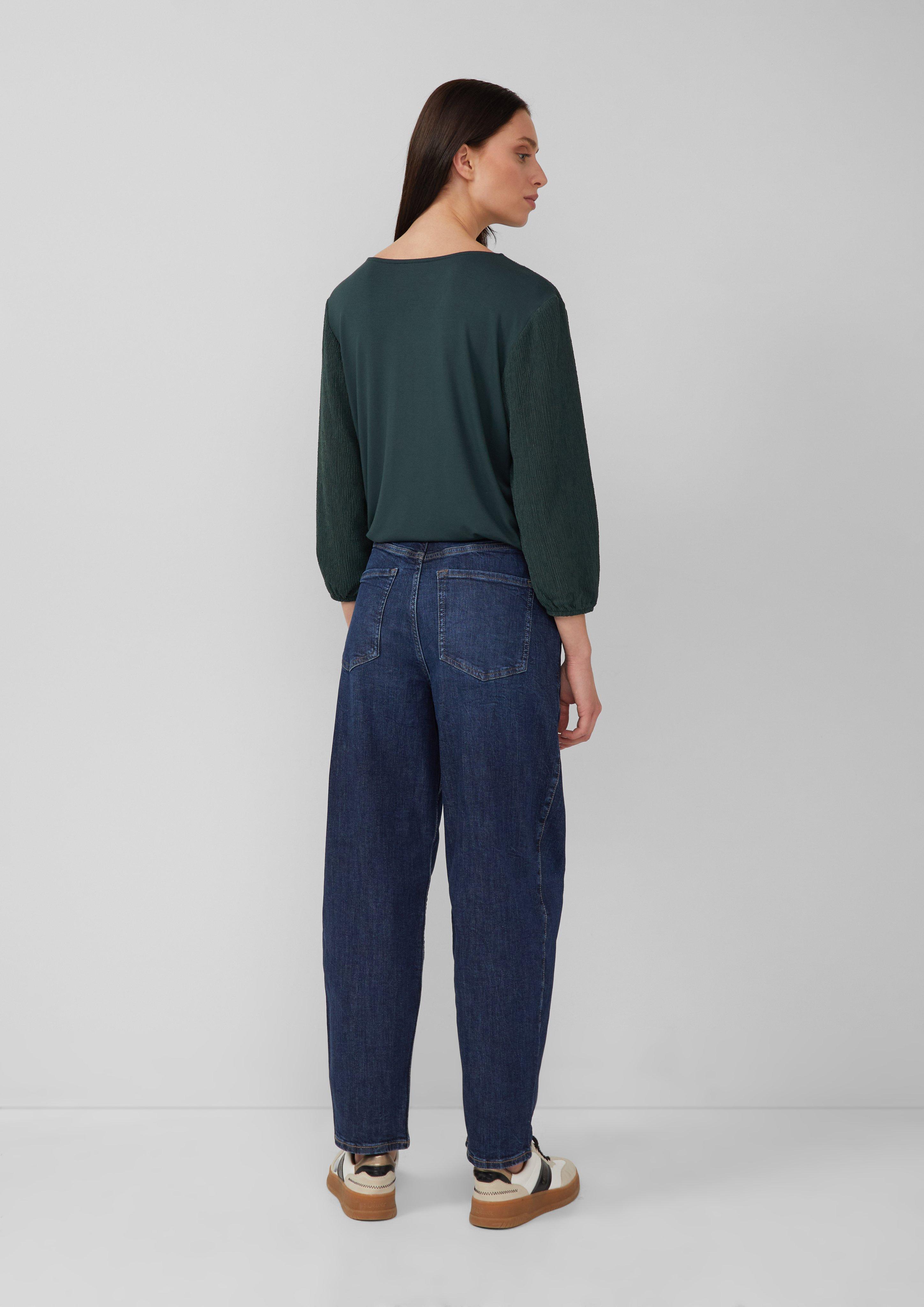 T-Shirt in 6933, 0210 & 5527