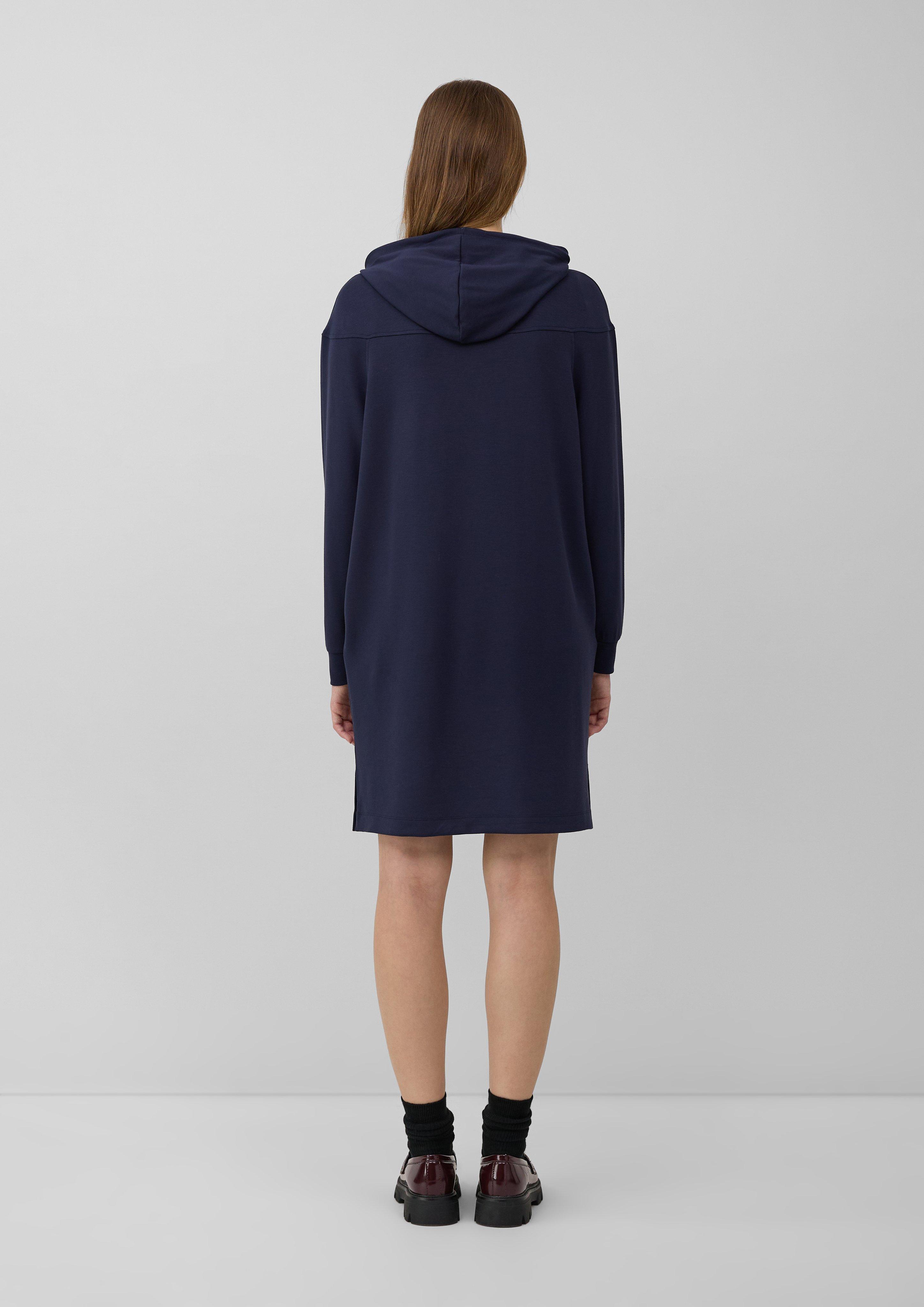 Robe in 5959, 9999, 6933 & 3902