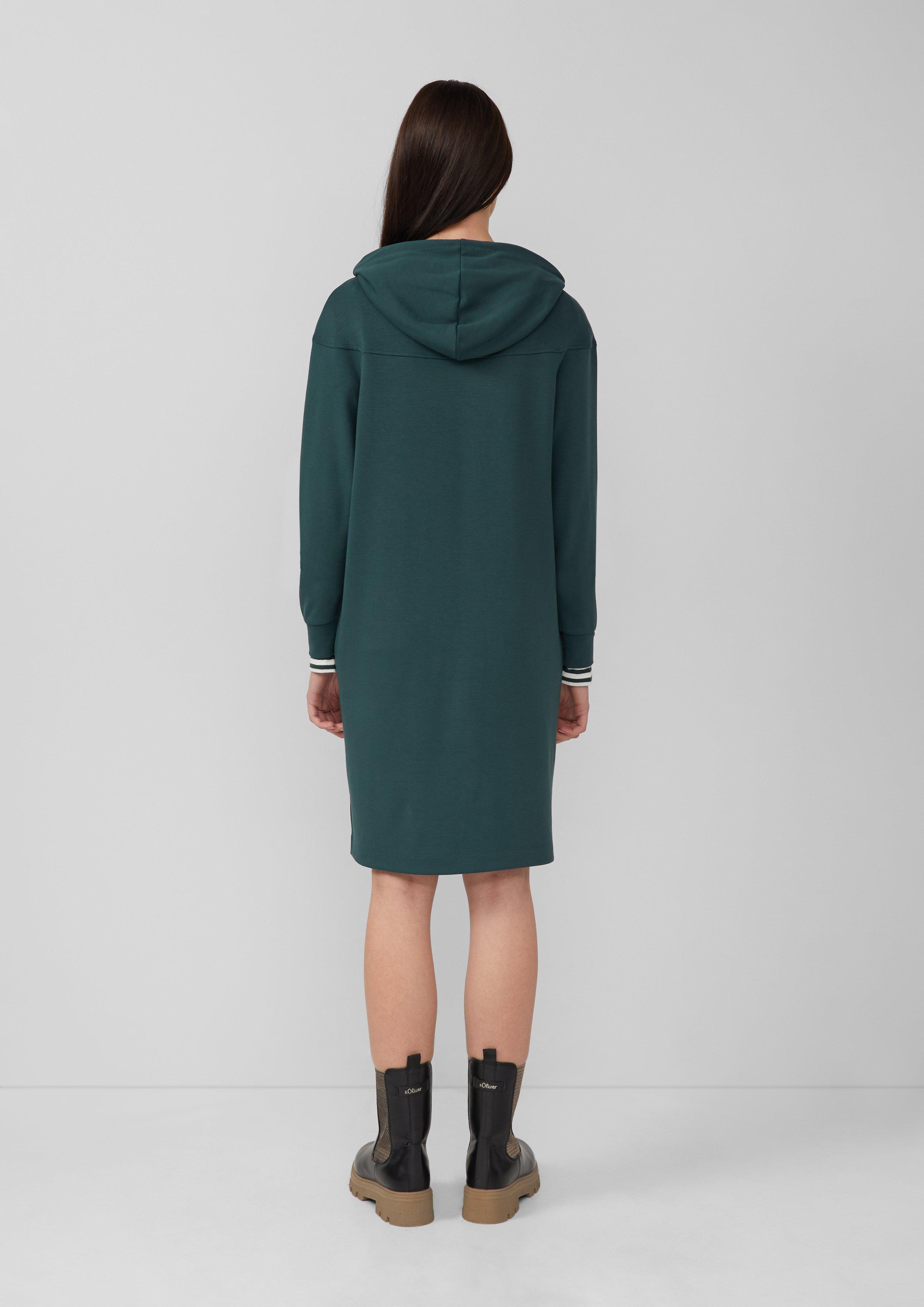 Robe in 6933, 9999, 3902 & 5959