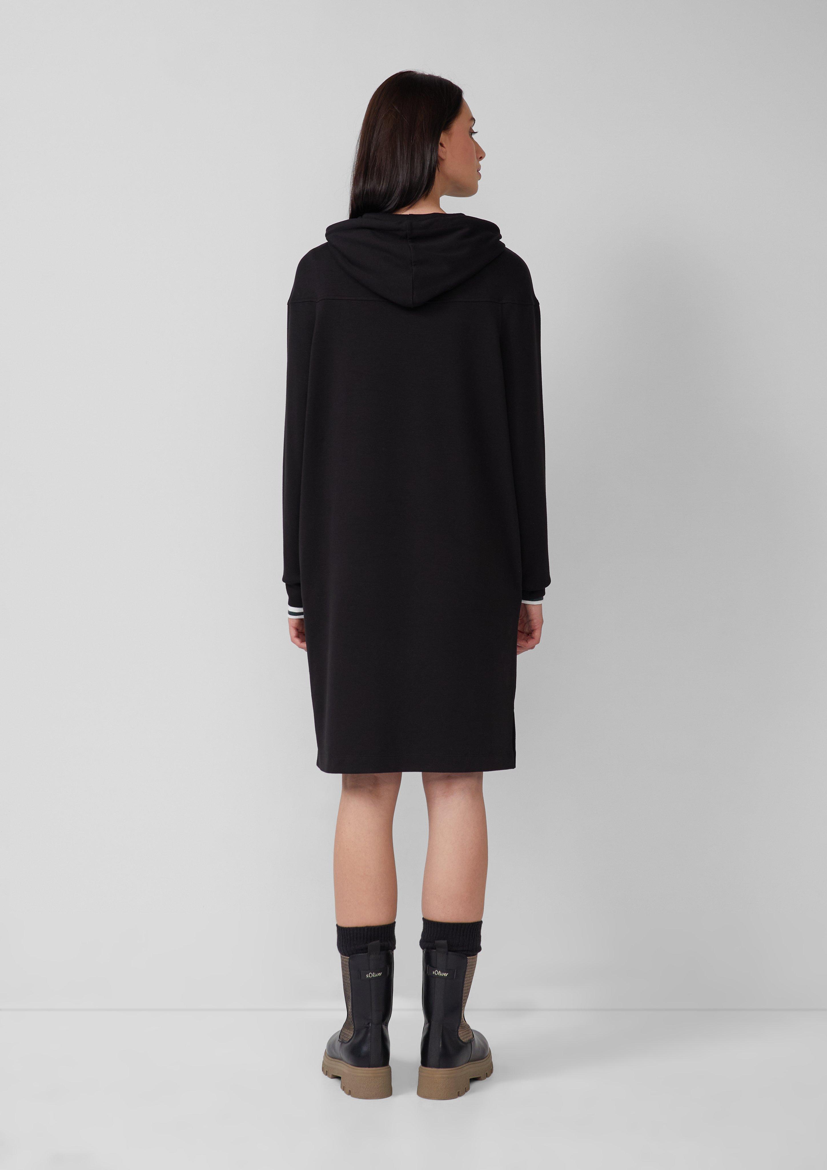 Robe in 9999, 6933, 3902 & 5959