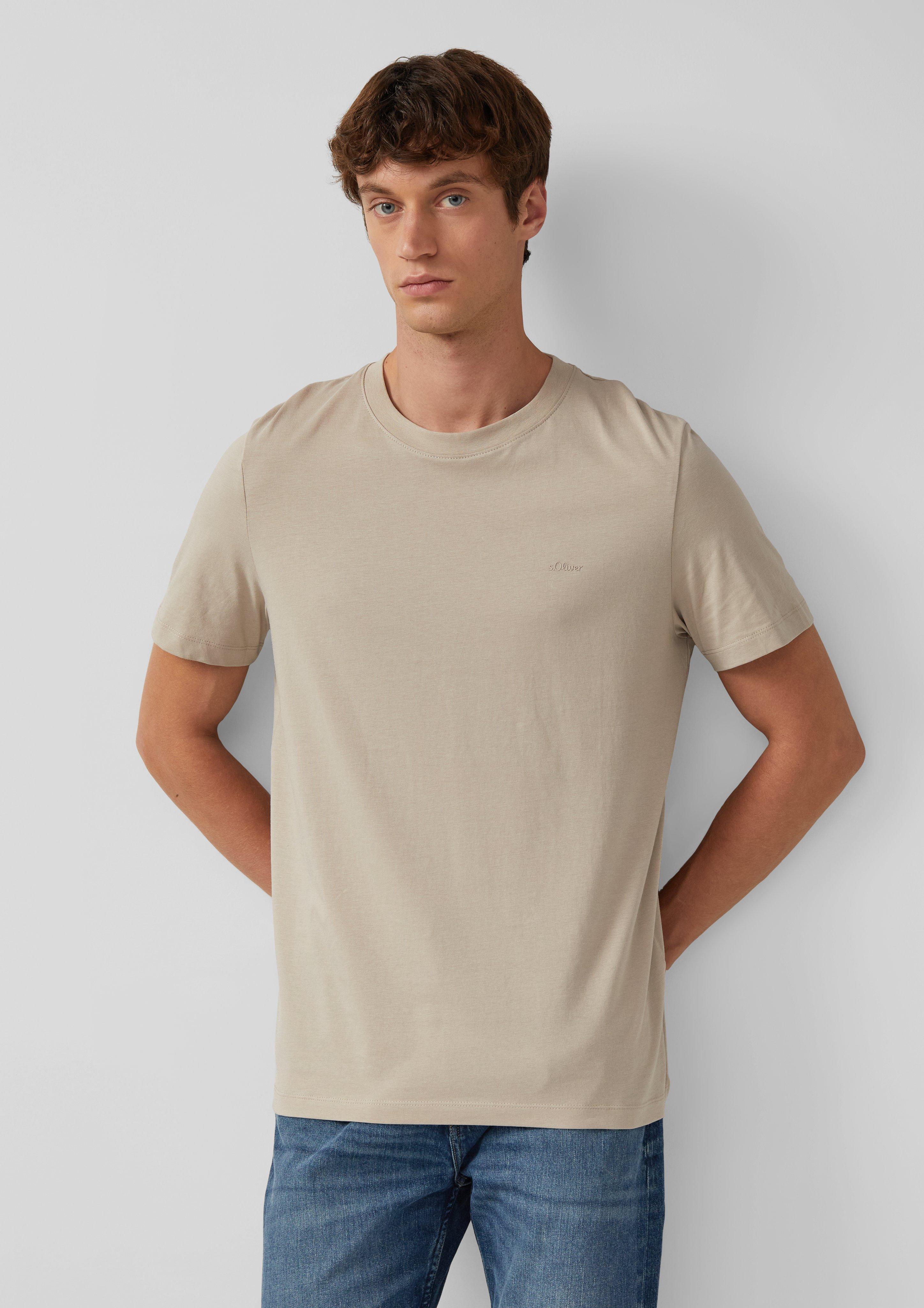 T-shirt in 8161, 5527, 5363, 7953 & 7853