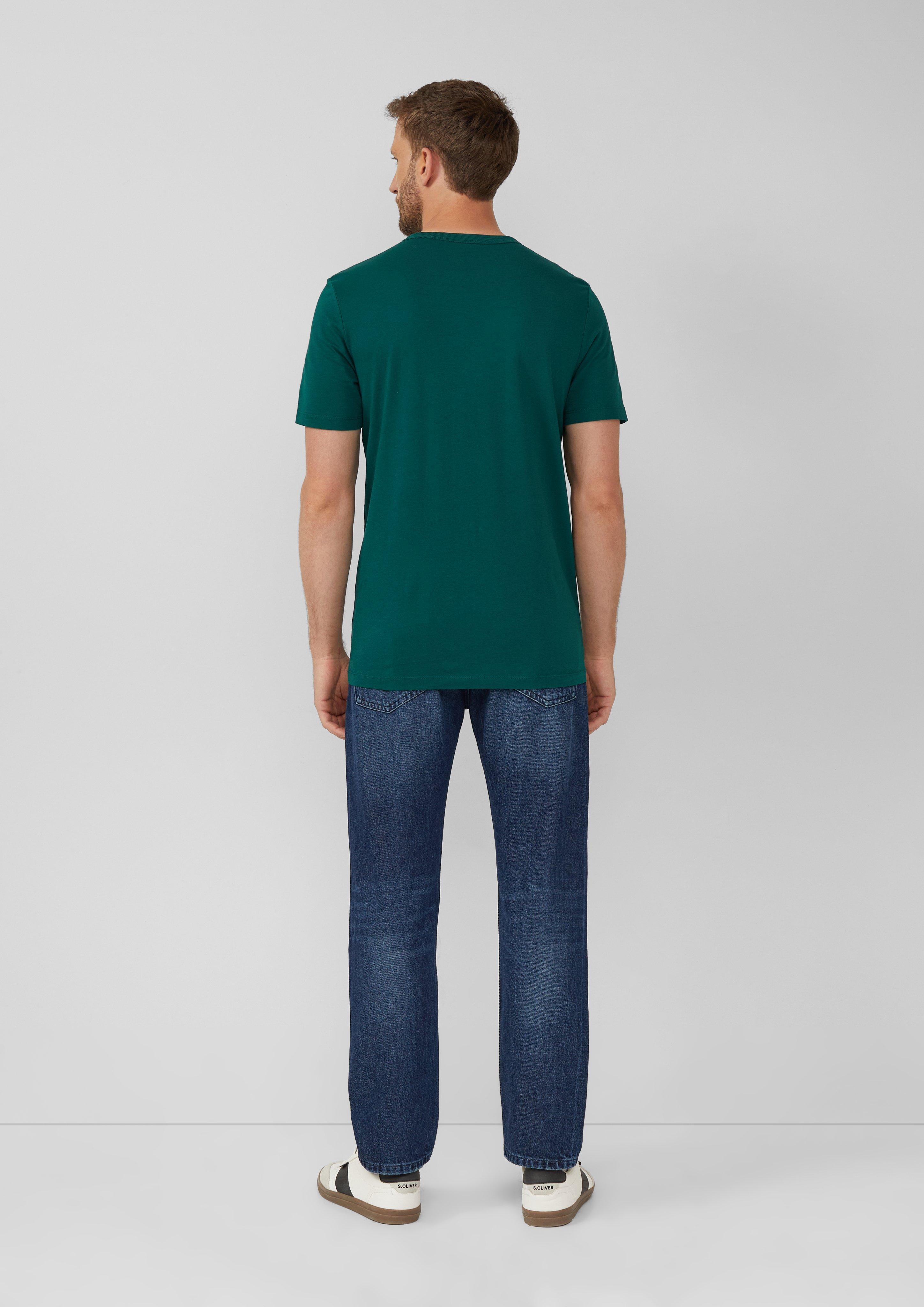 T-shirt in 79D1, 79D2, 59D2, 35D2, 59D1, 81D1, 81D2 & 53D1