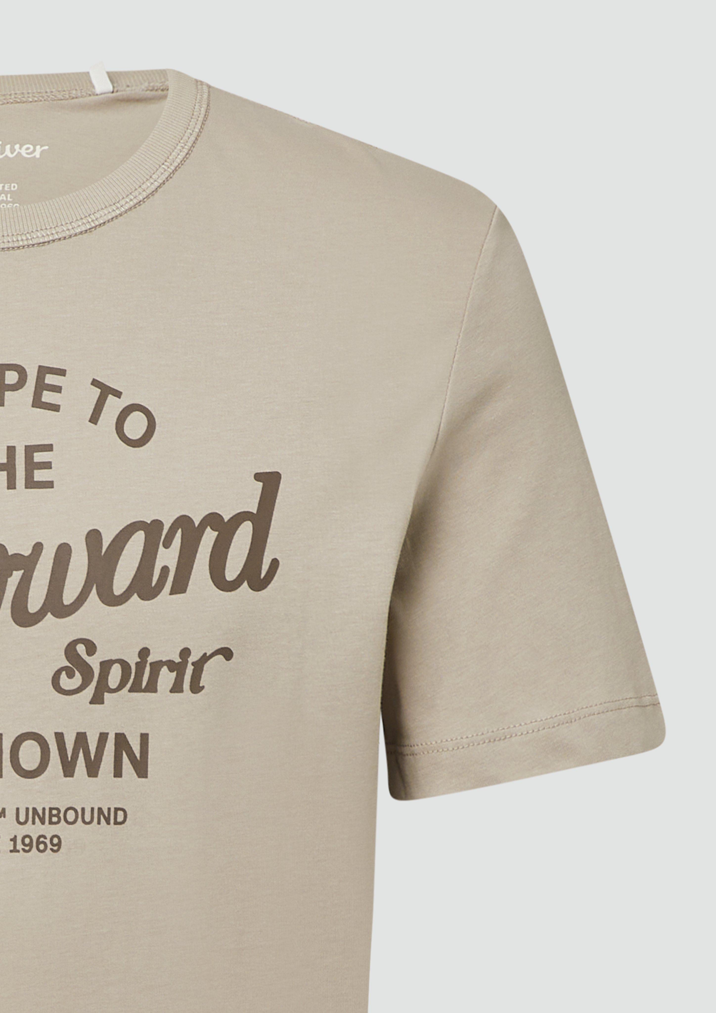 T-shirt in 81D1, 79D1, 79D2, 59D2, 35D2, 59D1, 81D2 & 53D1