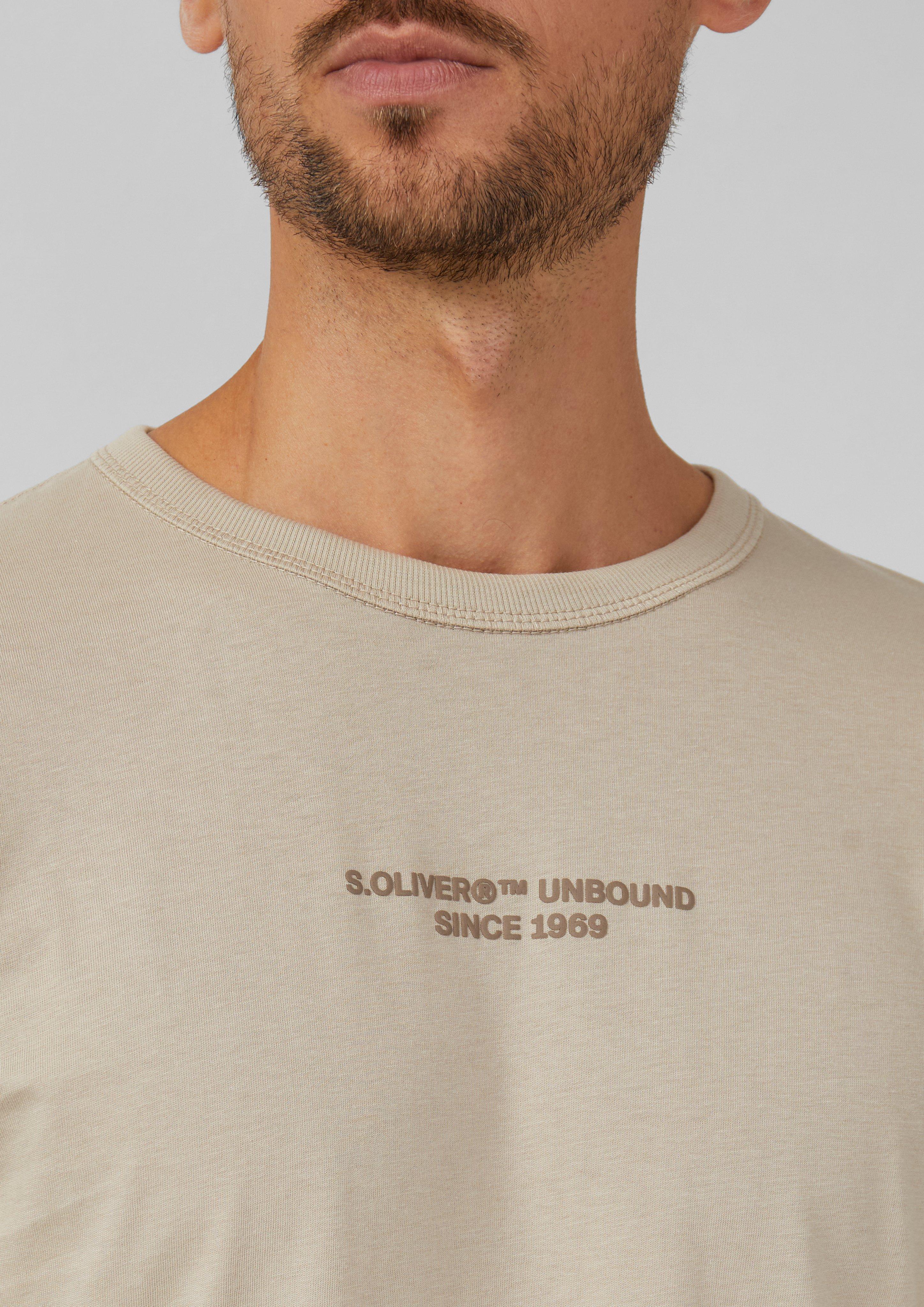 T-shirt in 81D2, 79D1, 79D2, 59D2, 35D2, 59D1, 81D1 & 53D1