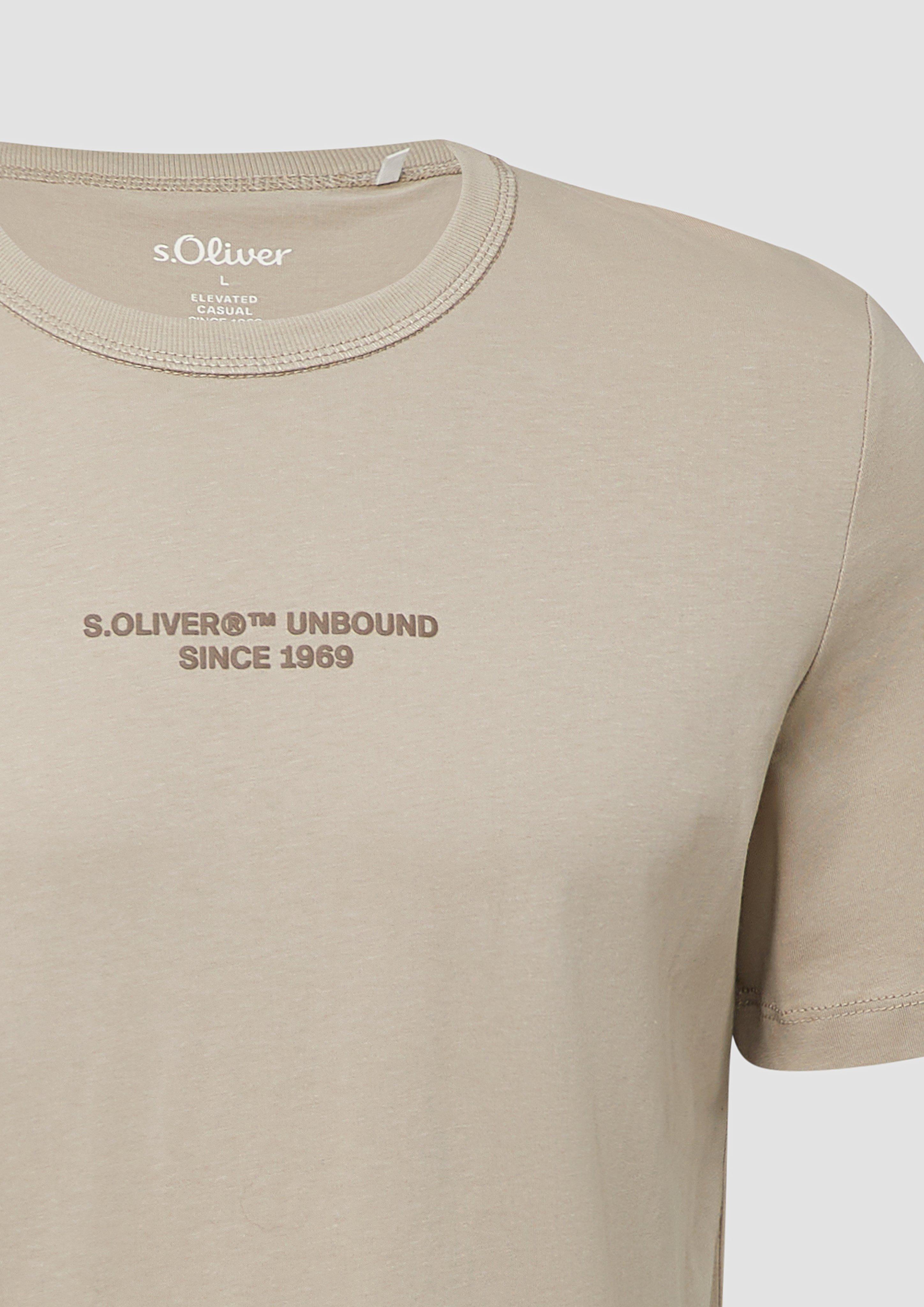 T-shirt in 81D2, 79D1, 79D2, 59D2, 35D2, 59D1, 81D1 & 53D1