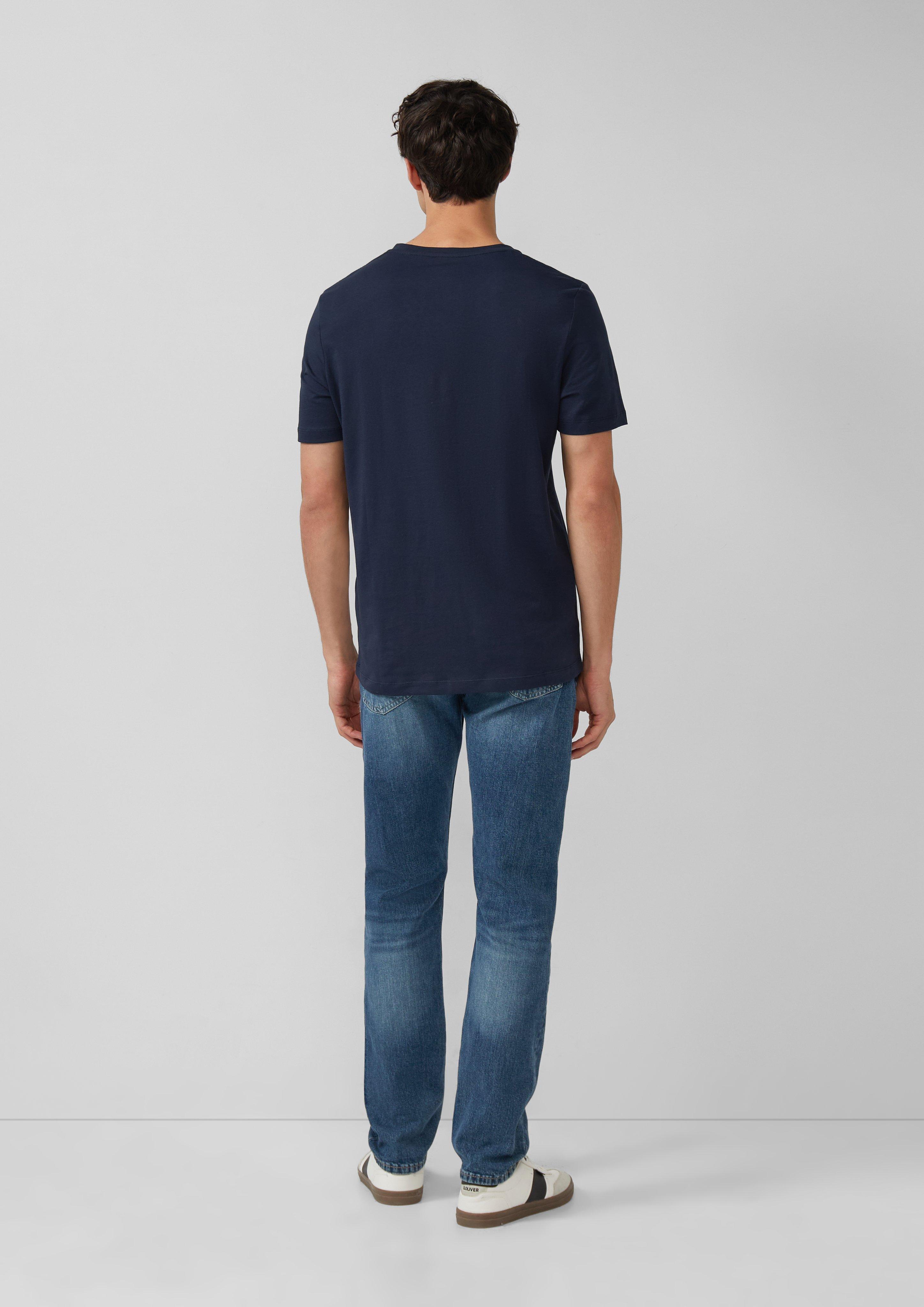 T-shirt in 5978, 8161, 0100, 9999, 3626 & 5363