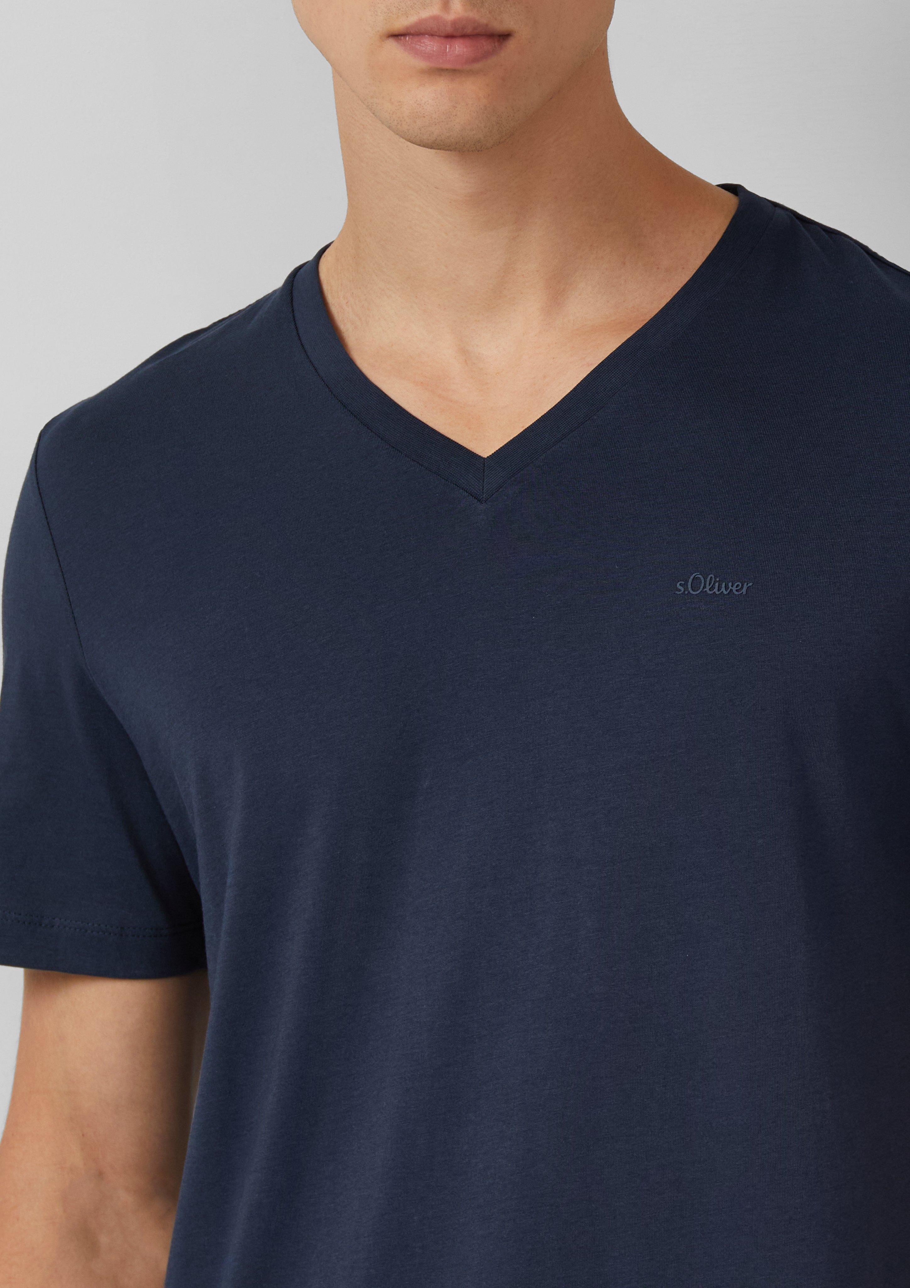 T-shirt in 5978, 8161, 0100, 9999, 3626 & 5363