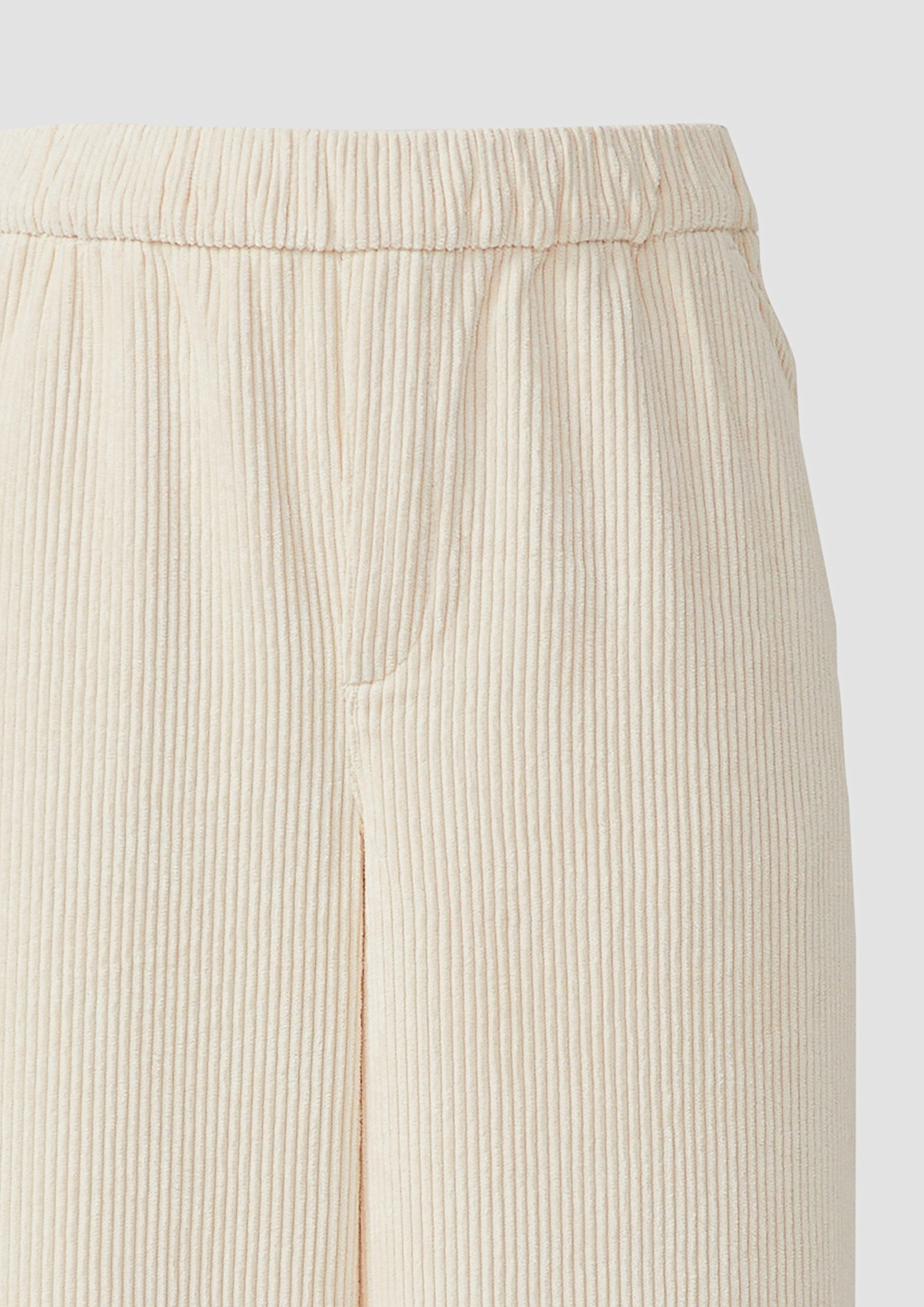 Pantalon in 0805, 8945 & 9858