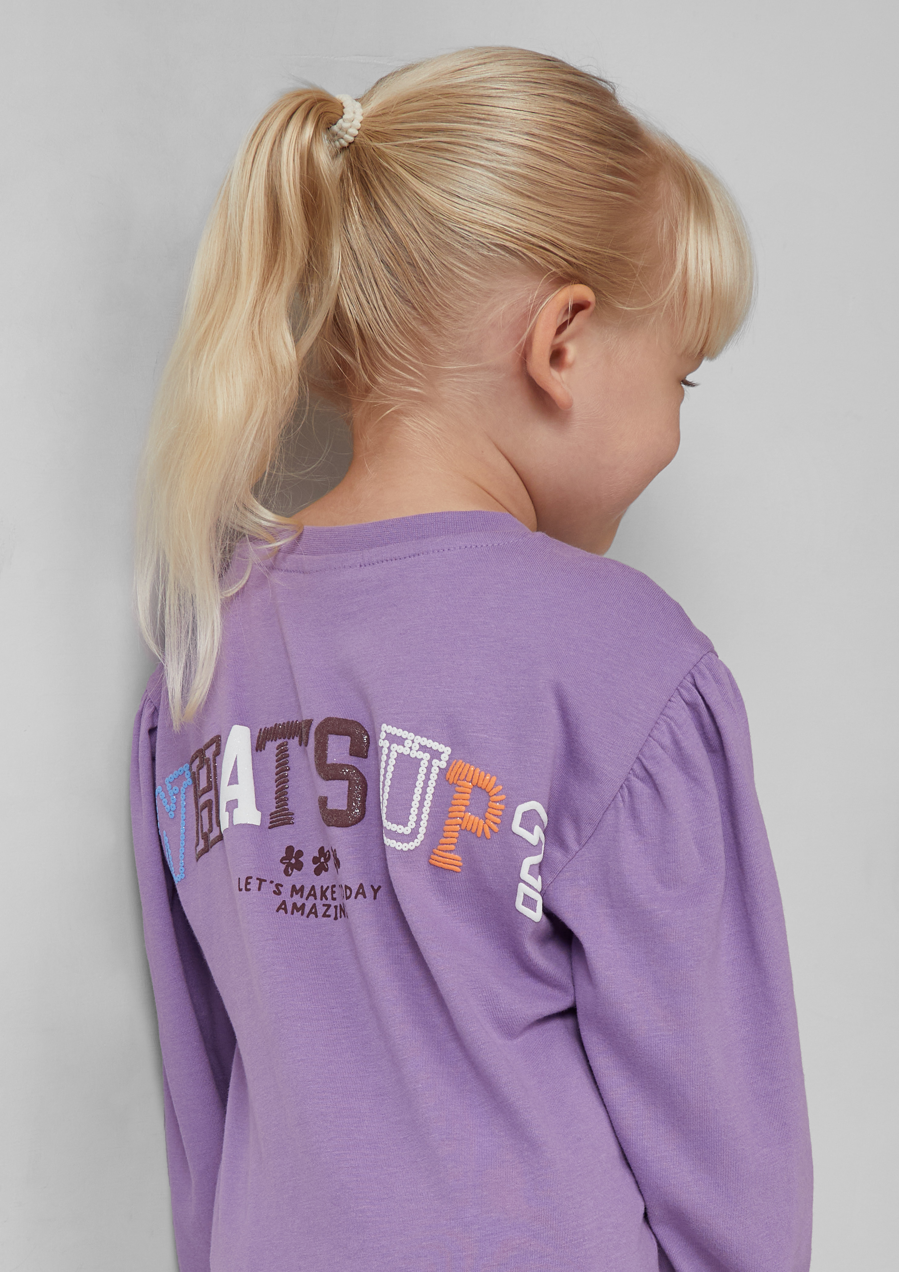 T-shirt in 4670 & 4927