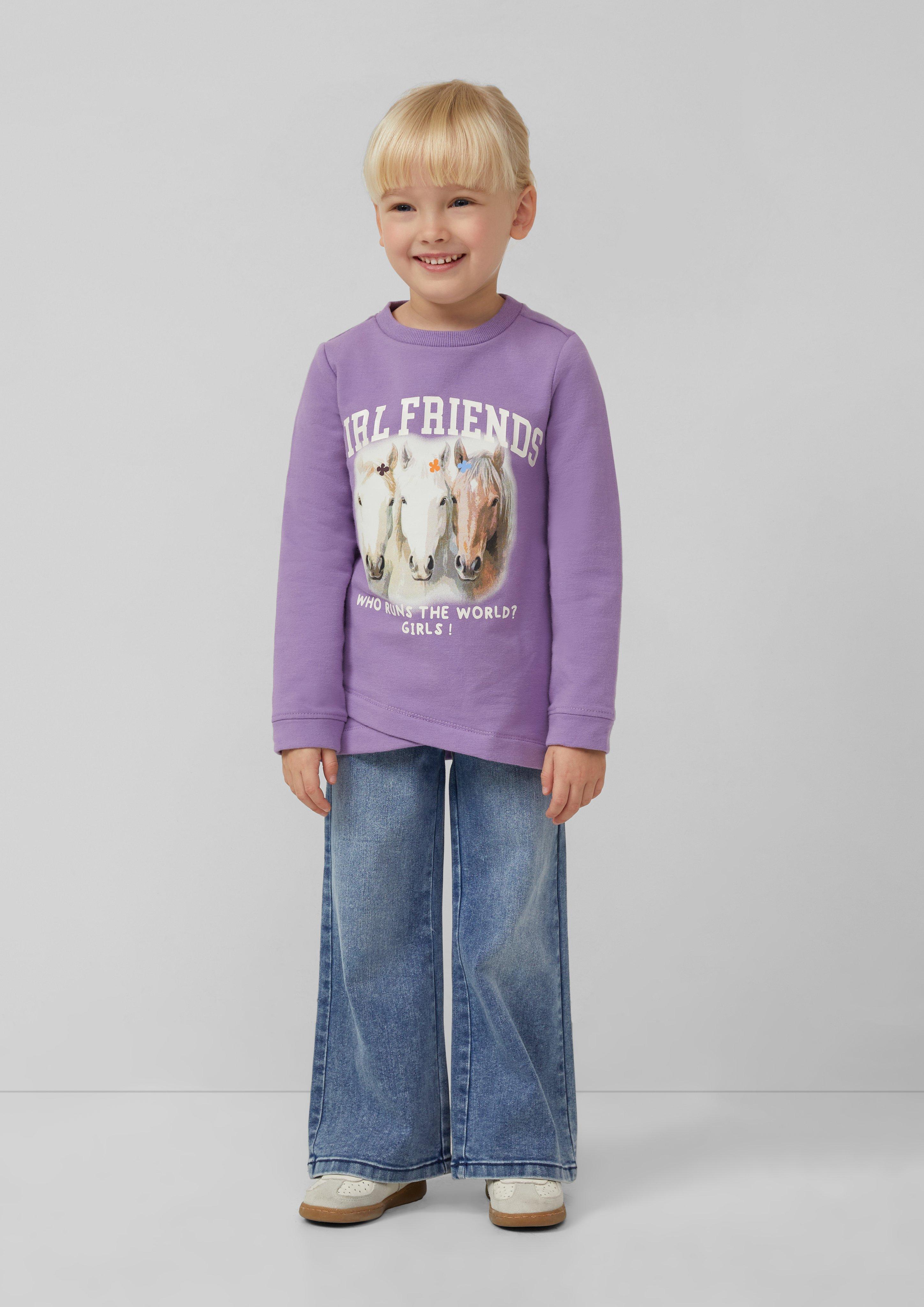 Sweatshirt in 4670, 0210 & 4927