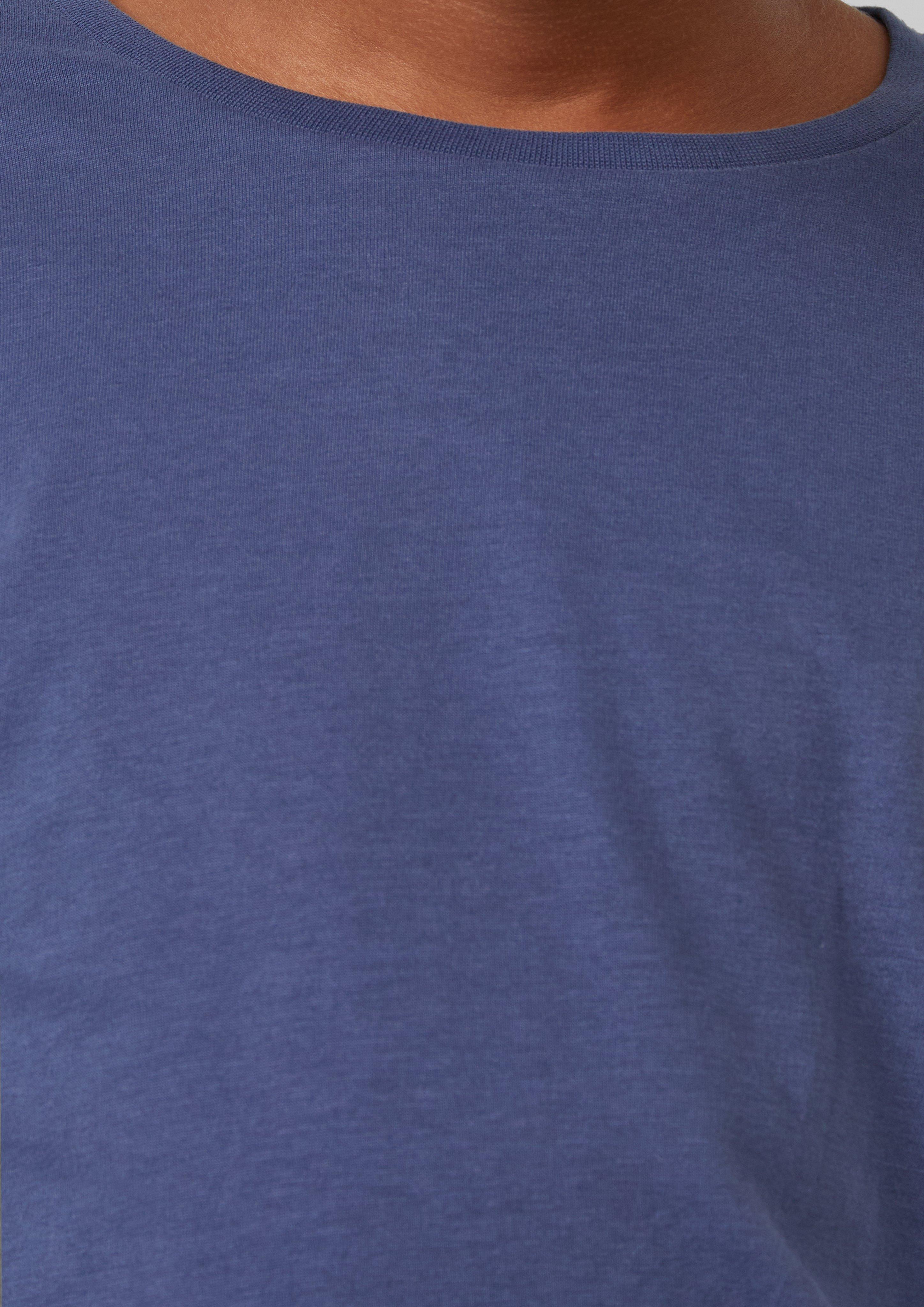 T-shirt in 5742, 9999, 3900 & 8001