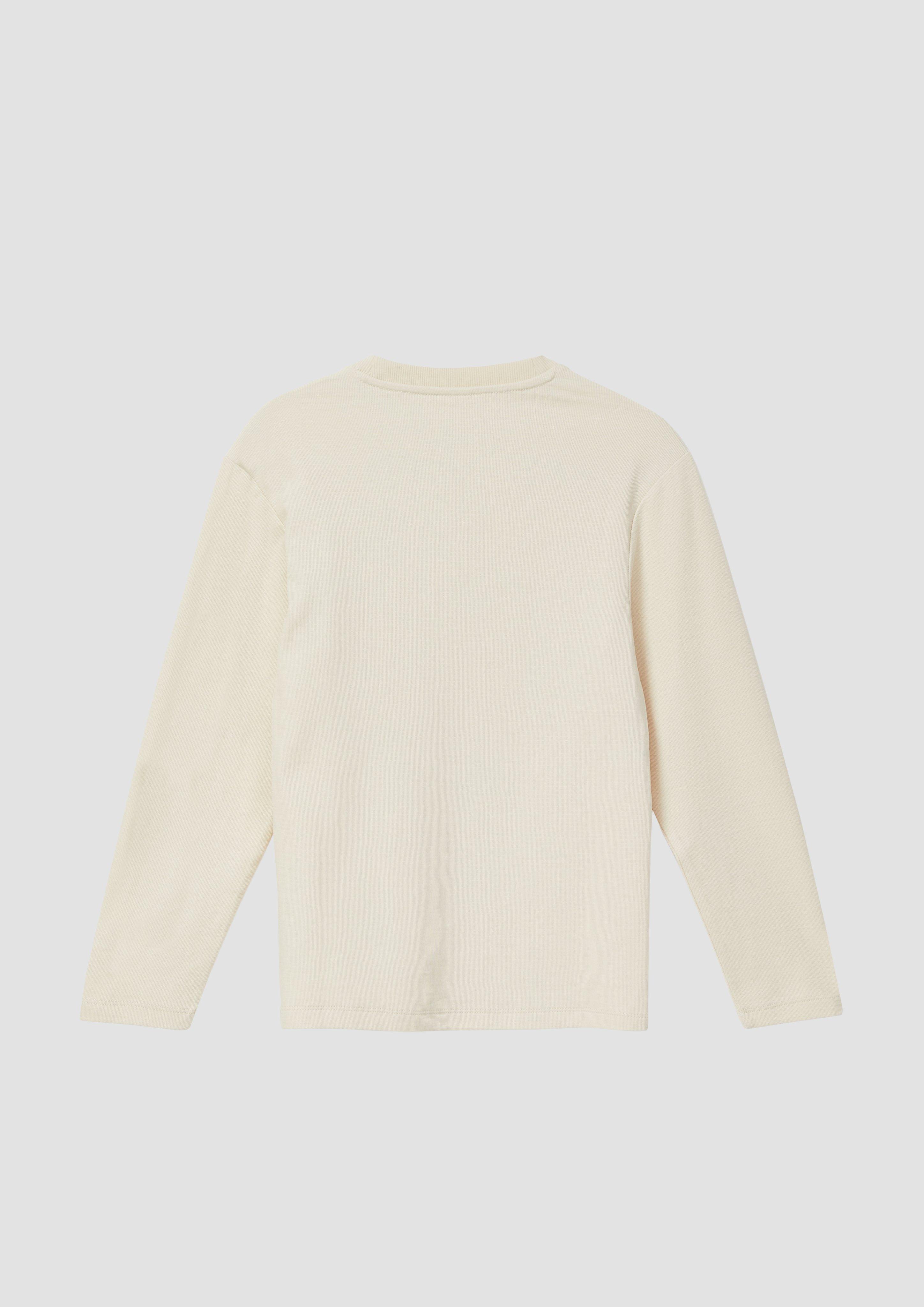 T-shirt in 8001 & 5742