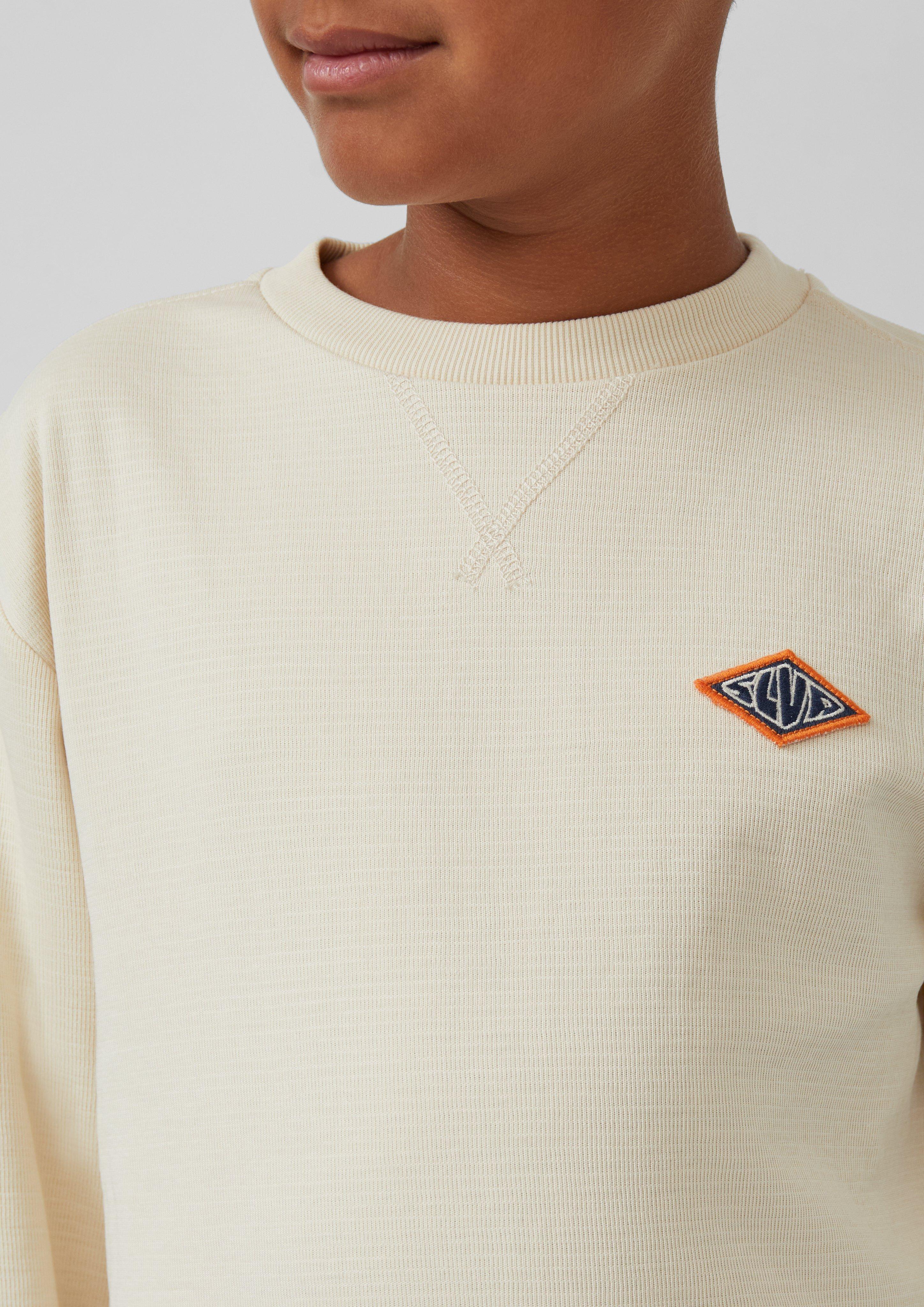 T-shirt in 8001 & 5742