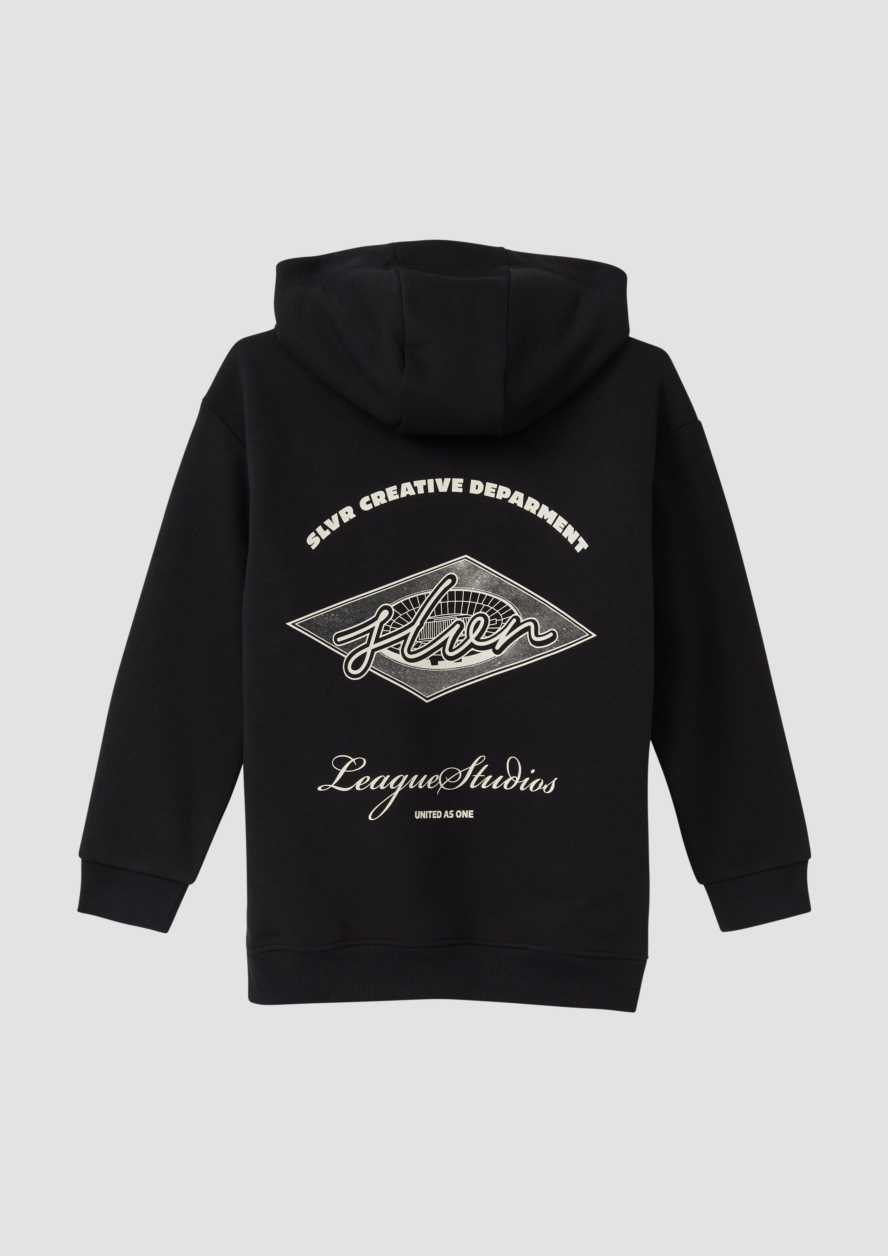 Sweatshirt in 9999 & 3900