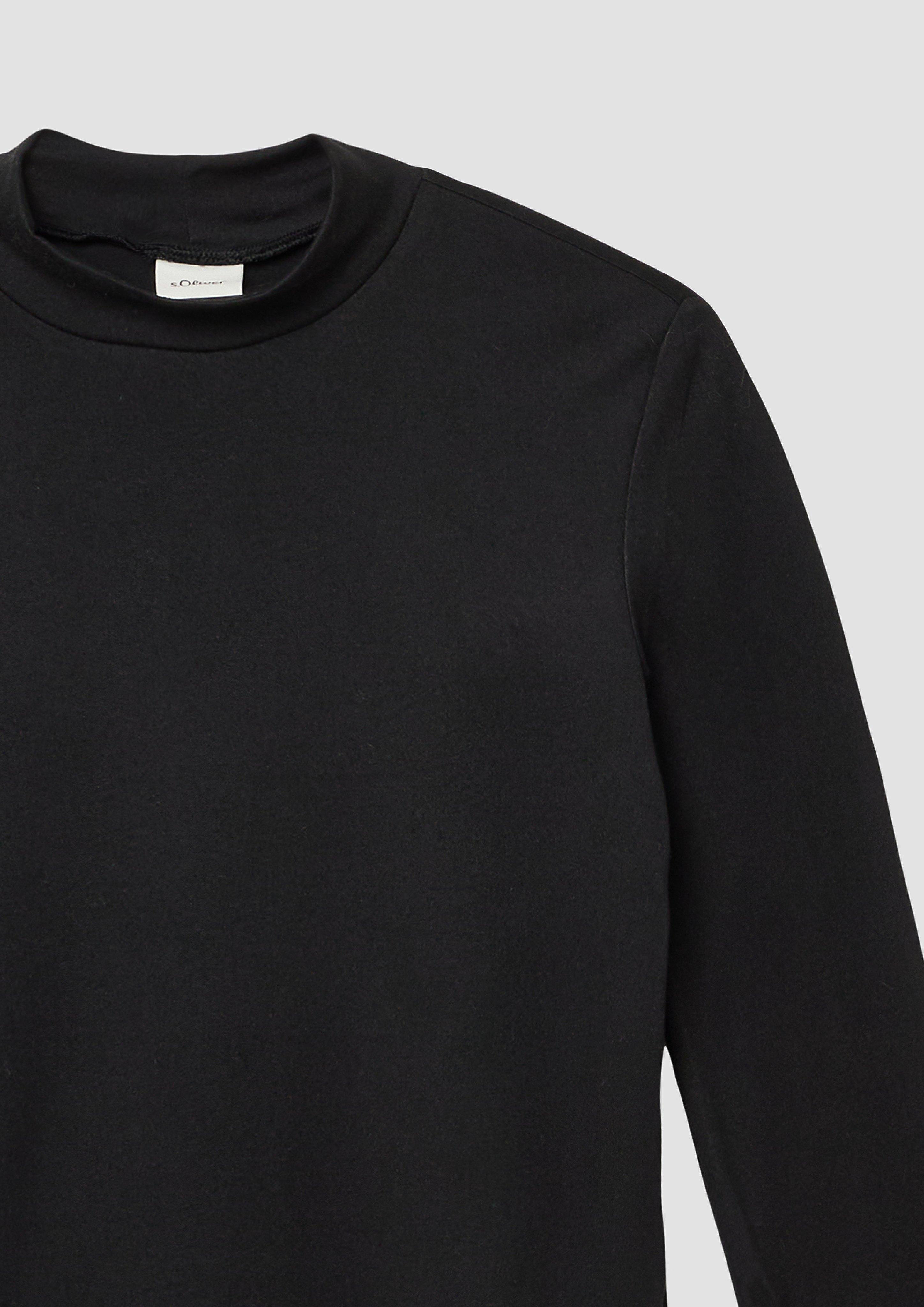 T-shirt in 9999, 4927, 0406 & 4670