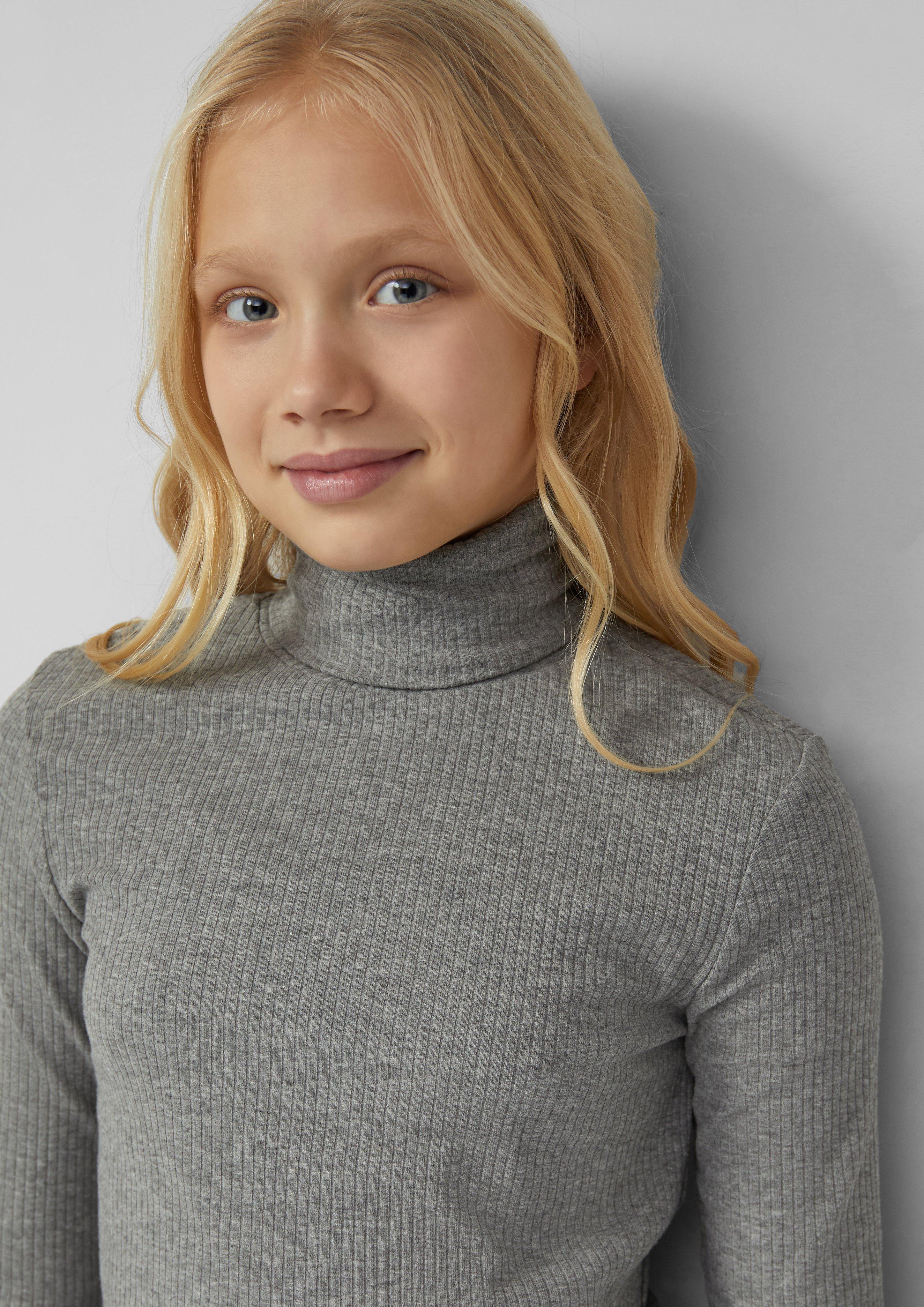 T-shirt in 95W0, 04G1 & 4927