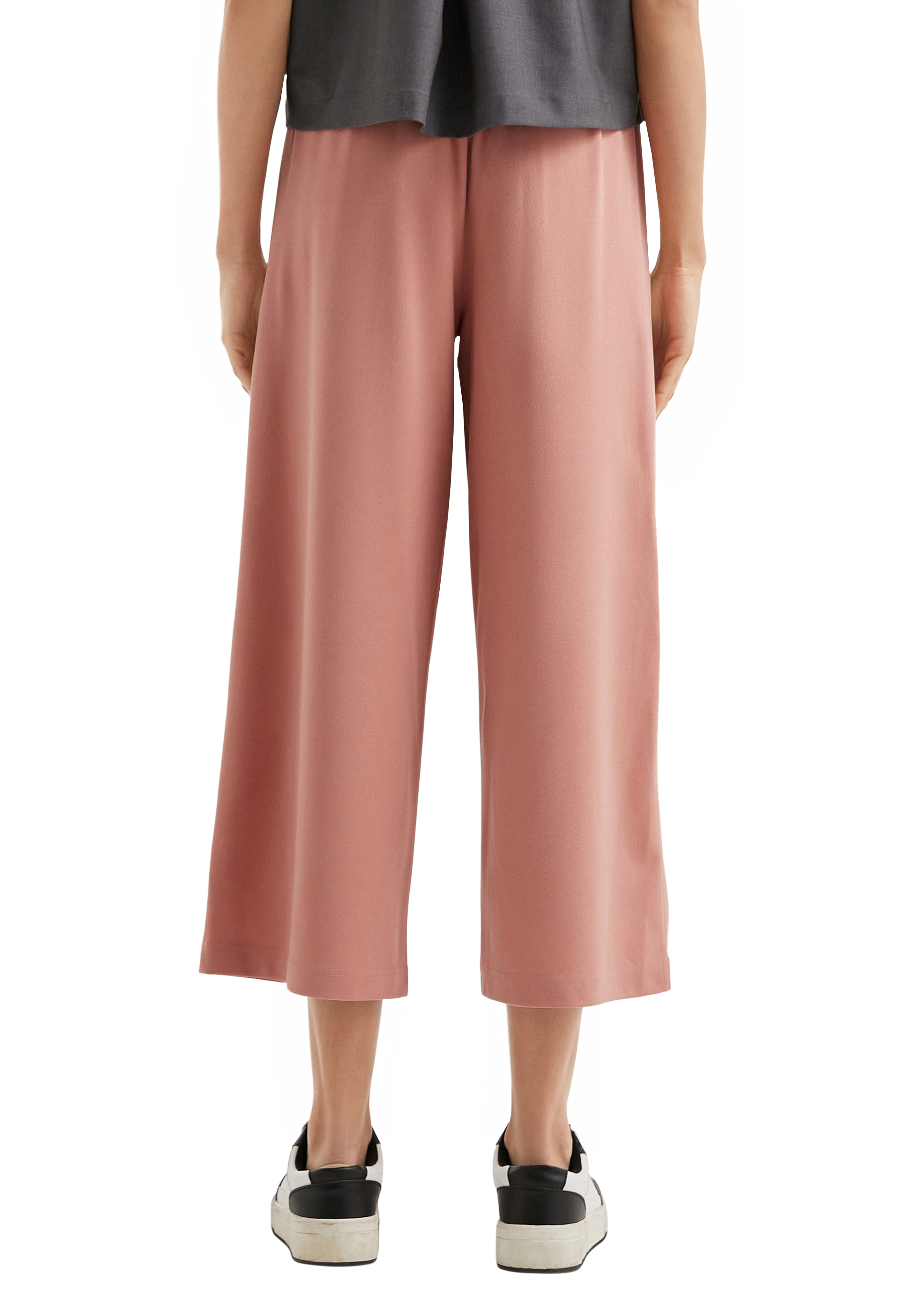Thumbnail - Hose