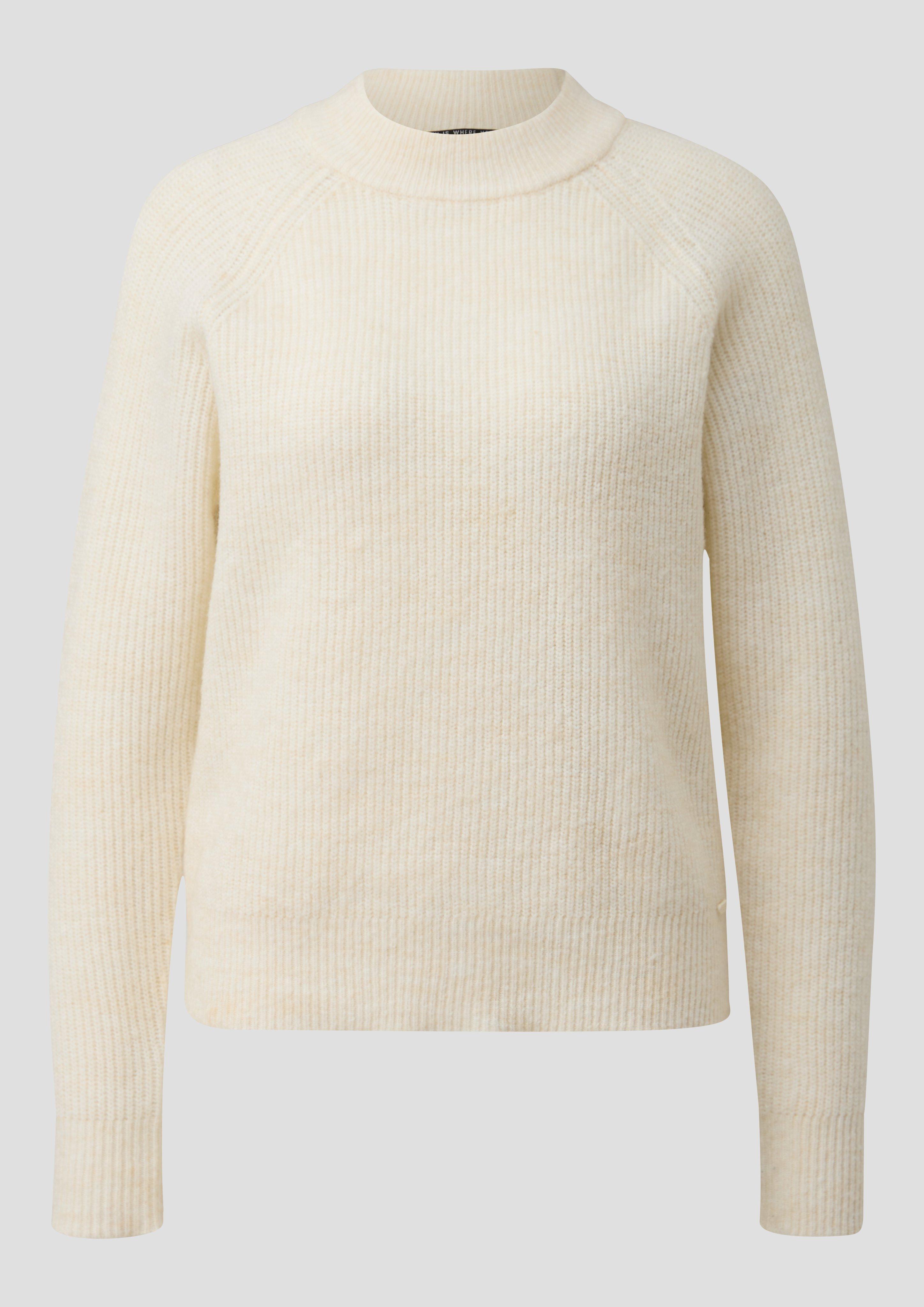 Pulover in 02W0, 75G0, 99W0, 44G0, 9400, 39W0 & 94G0