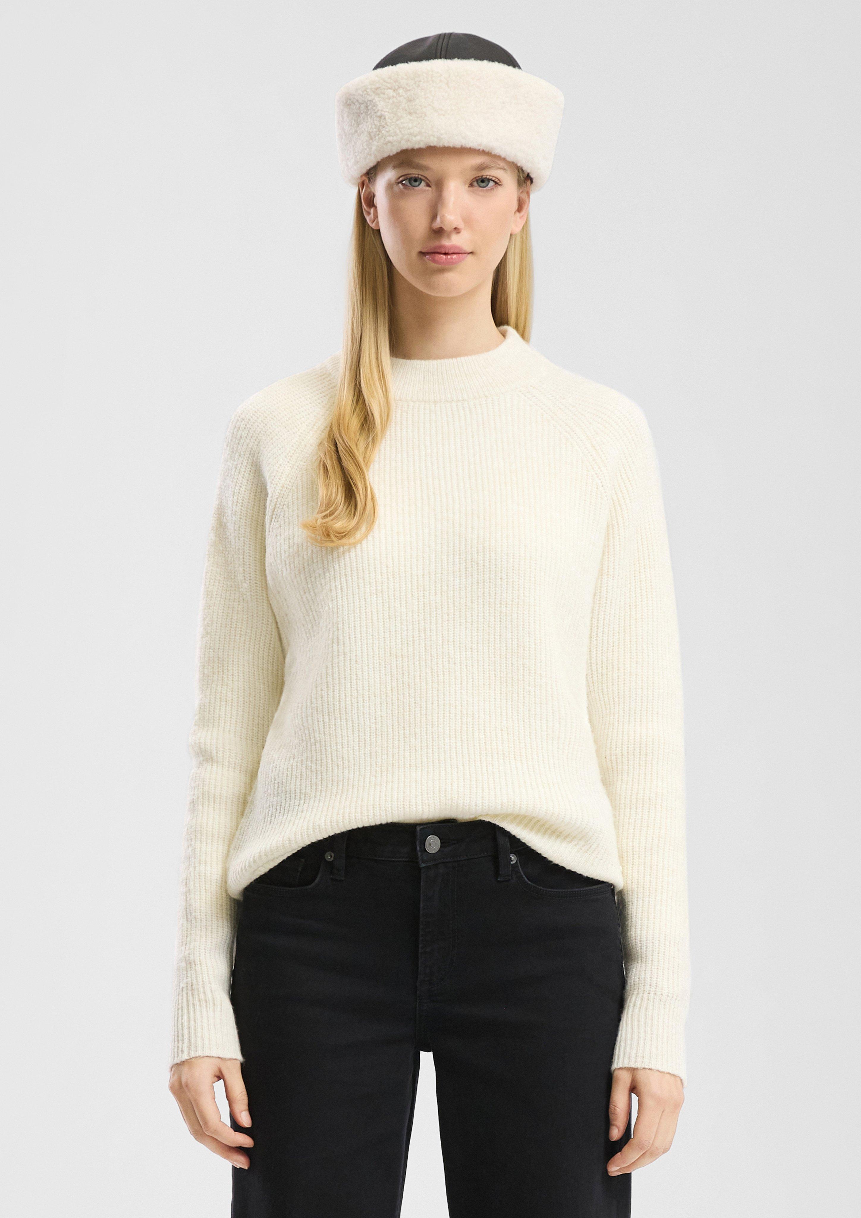 Pulover in 02W0, 75G0, 99W0, 44G0, 9400, 39W0 & 94G0