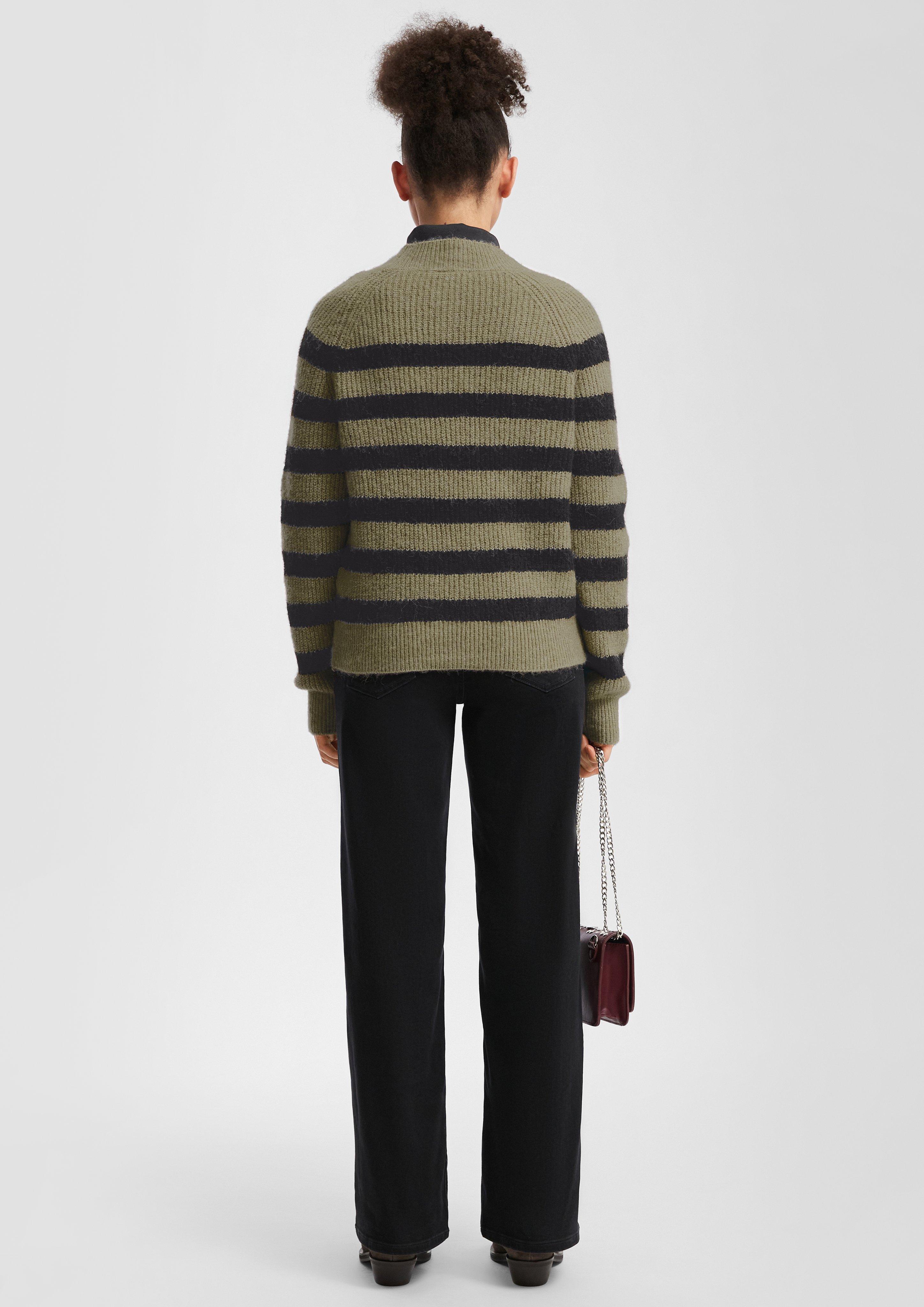 Gebreide trui in 75G0, 99W0, 44G0, 9400, 39W0, 02W0 & 94G0