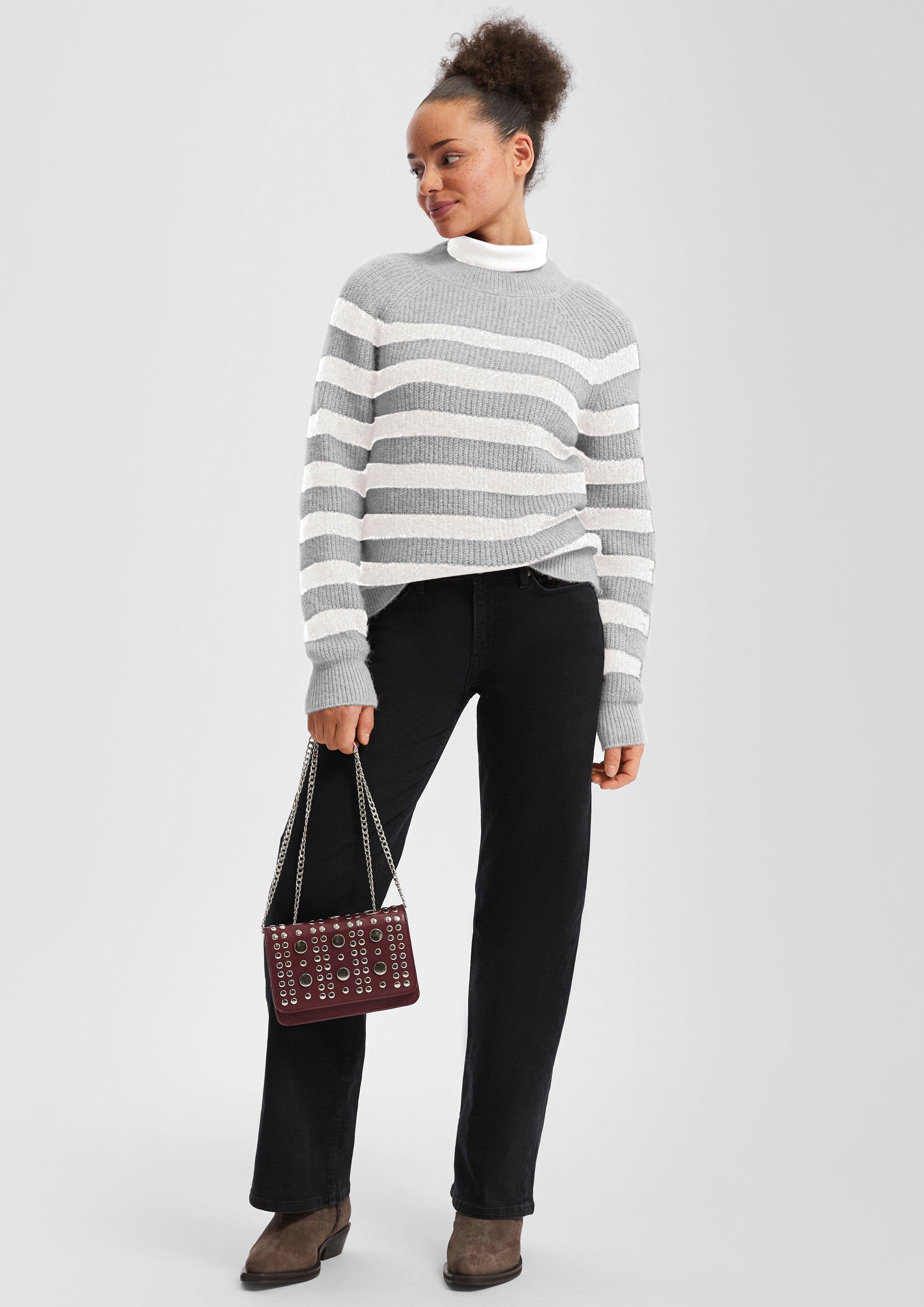 Pulover in 94G0, 75G0, 99W0, 44G0, 9400, 39W0 & 02W0